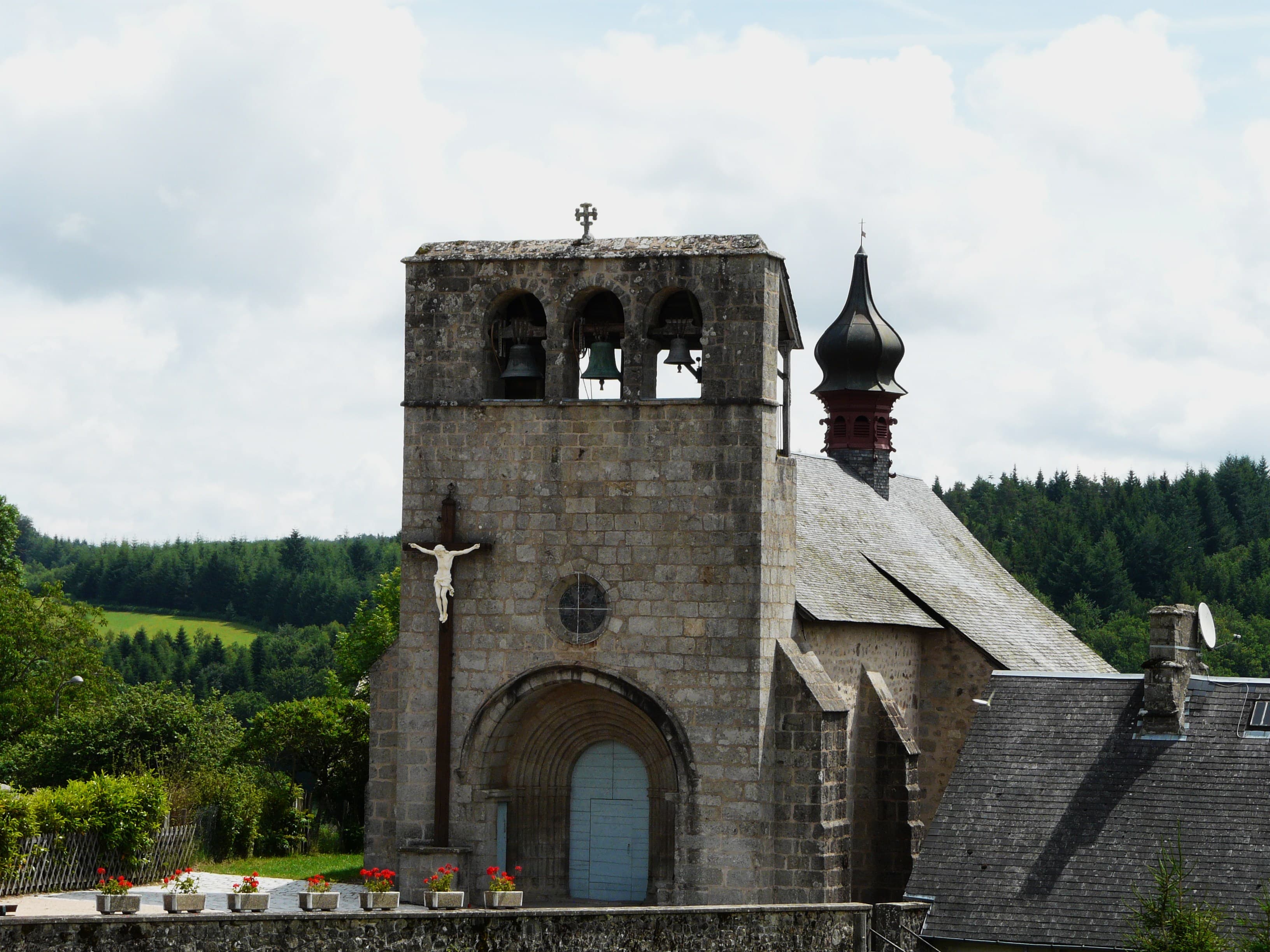 Église Saint-Frédulphe de Saint-Fréjoux