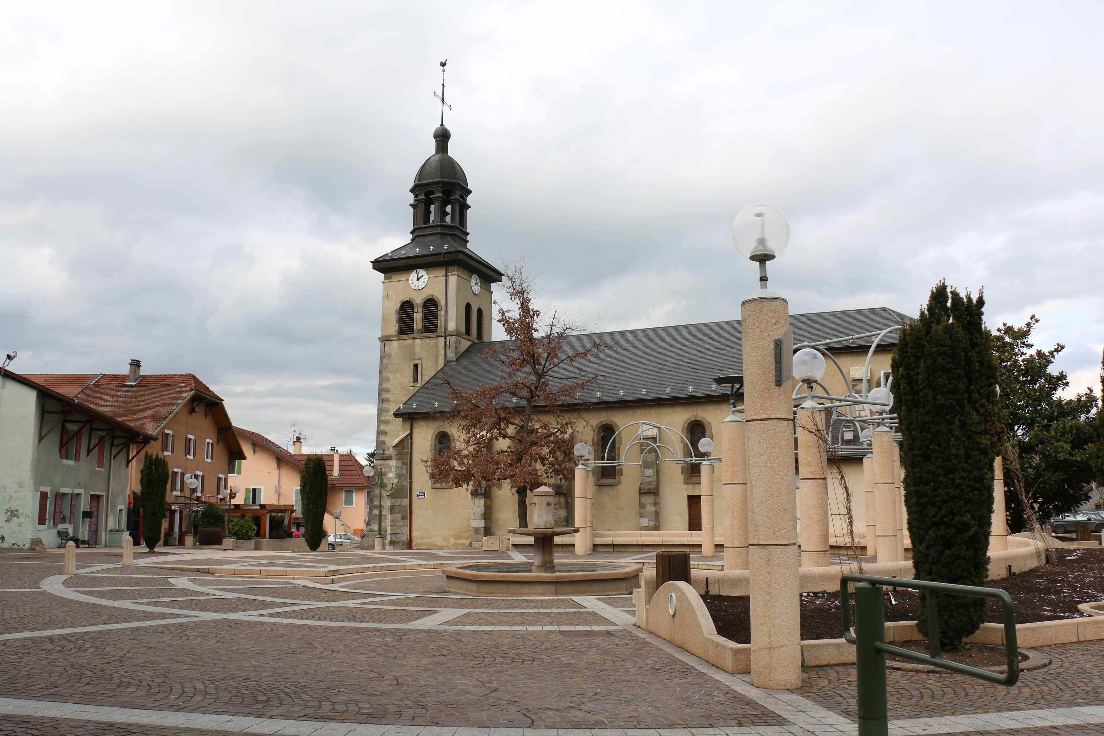 Église Saint-Mammès de Ville-la-Grand