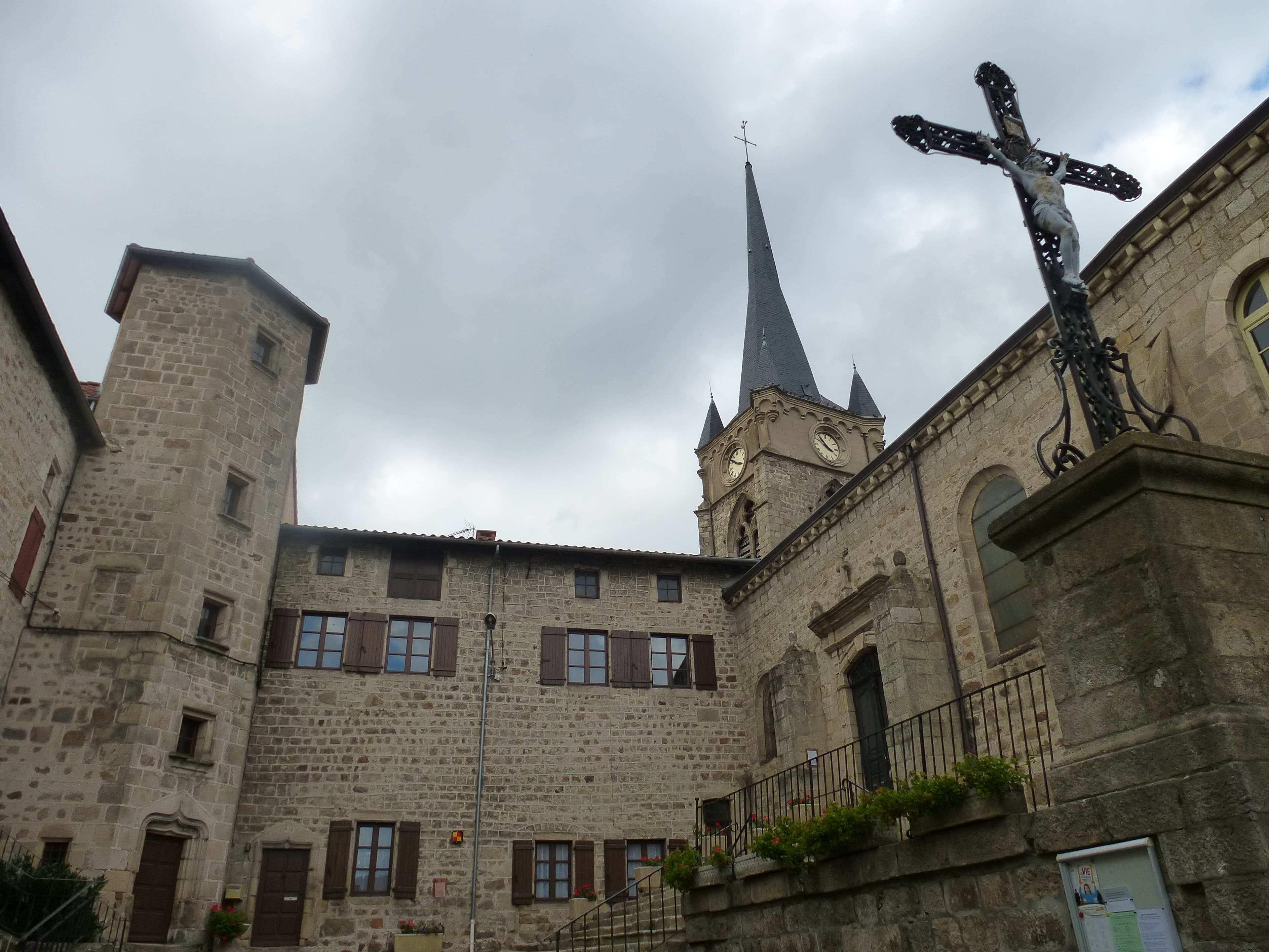 église Saint-Paul de Saint-Pal-de-Chalencon