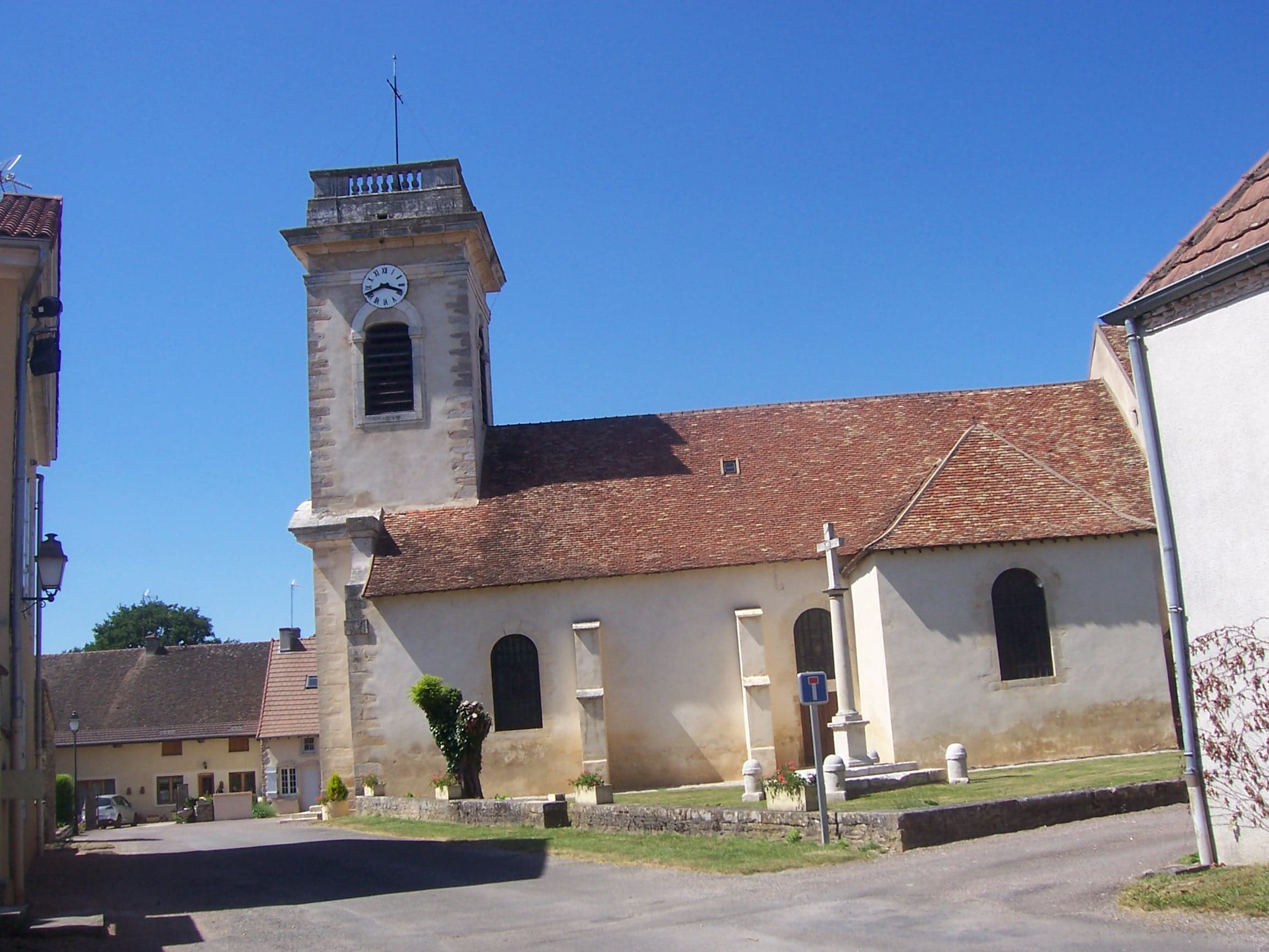 Église Saint-Cyr-et-Sainte-Julitte de Saint-Cyr (Saône-et-Loire)