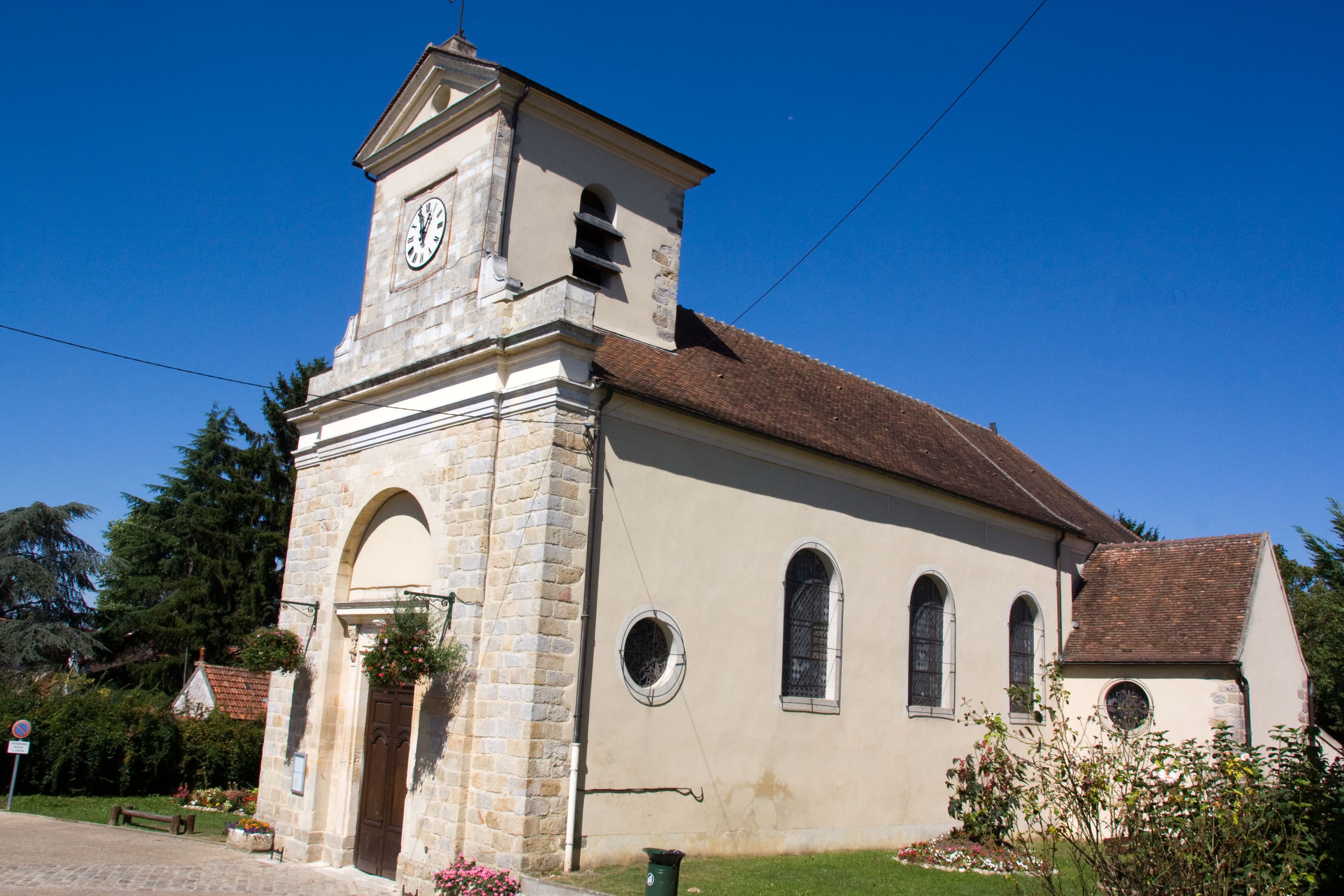 Église Notre-Dame-de-la-Nativité de Saintry-sur-Seine