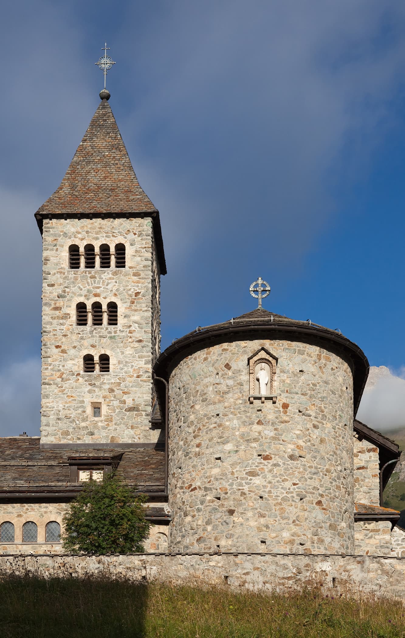 Baselgia catolica Herz-Jesu
