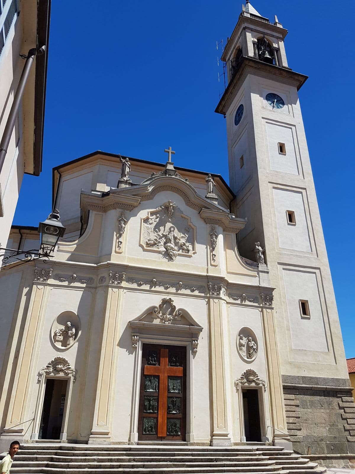 San Lorenzo Martire, Lazzate