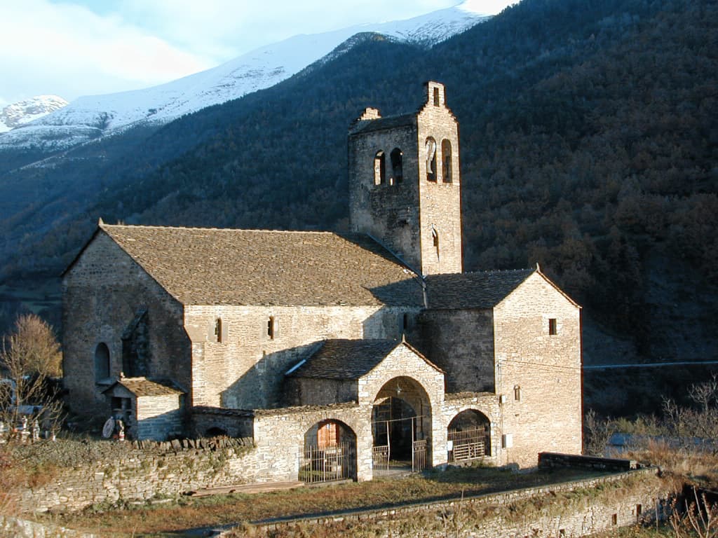 Torre de la iglesia de San Miguel