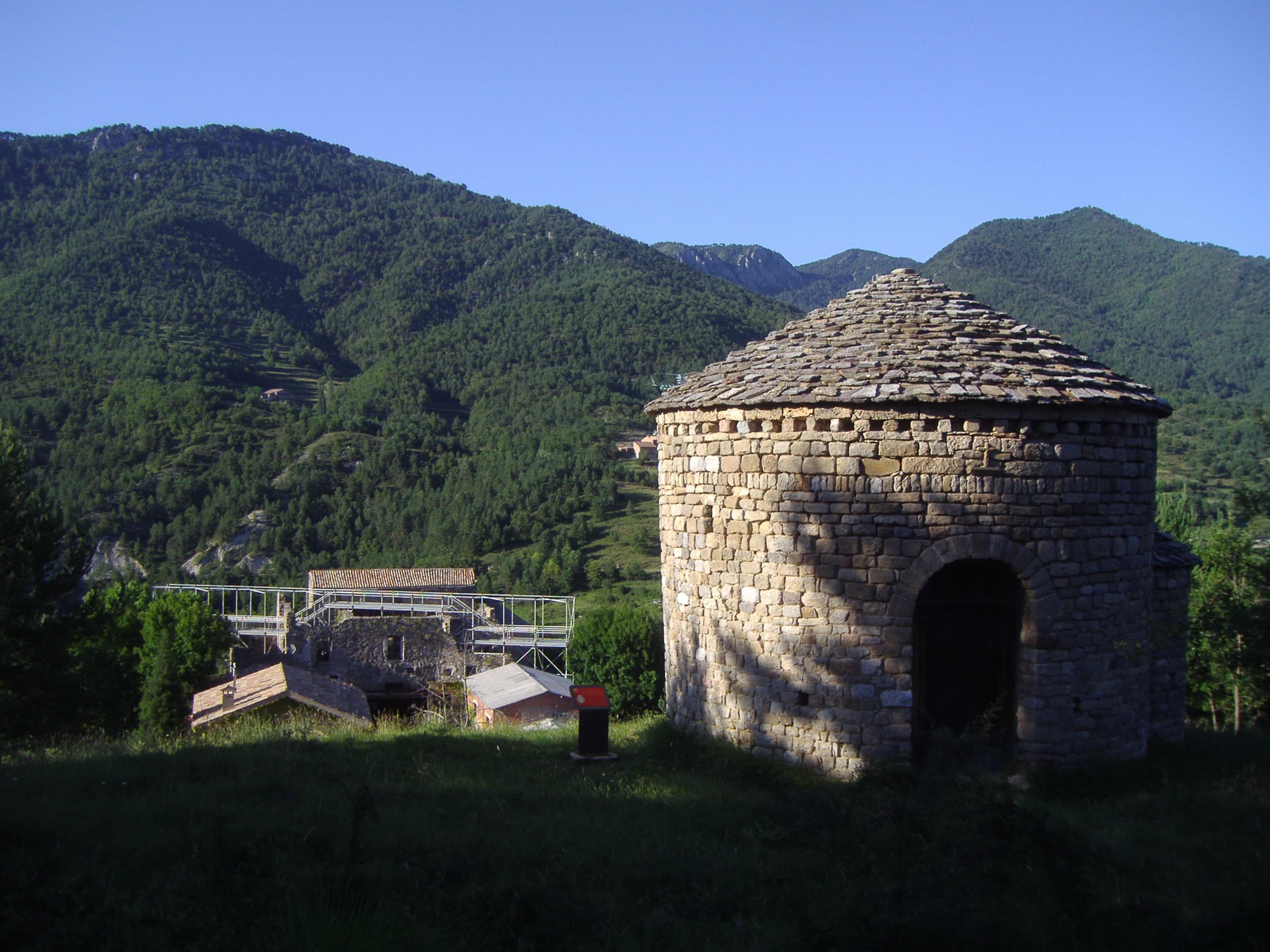 Sant Miquel de Lillet