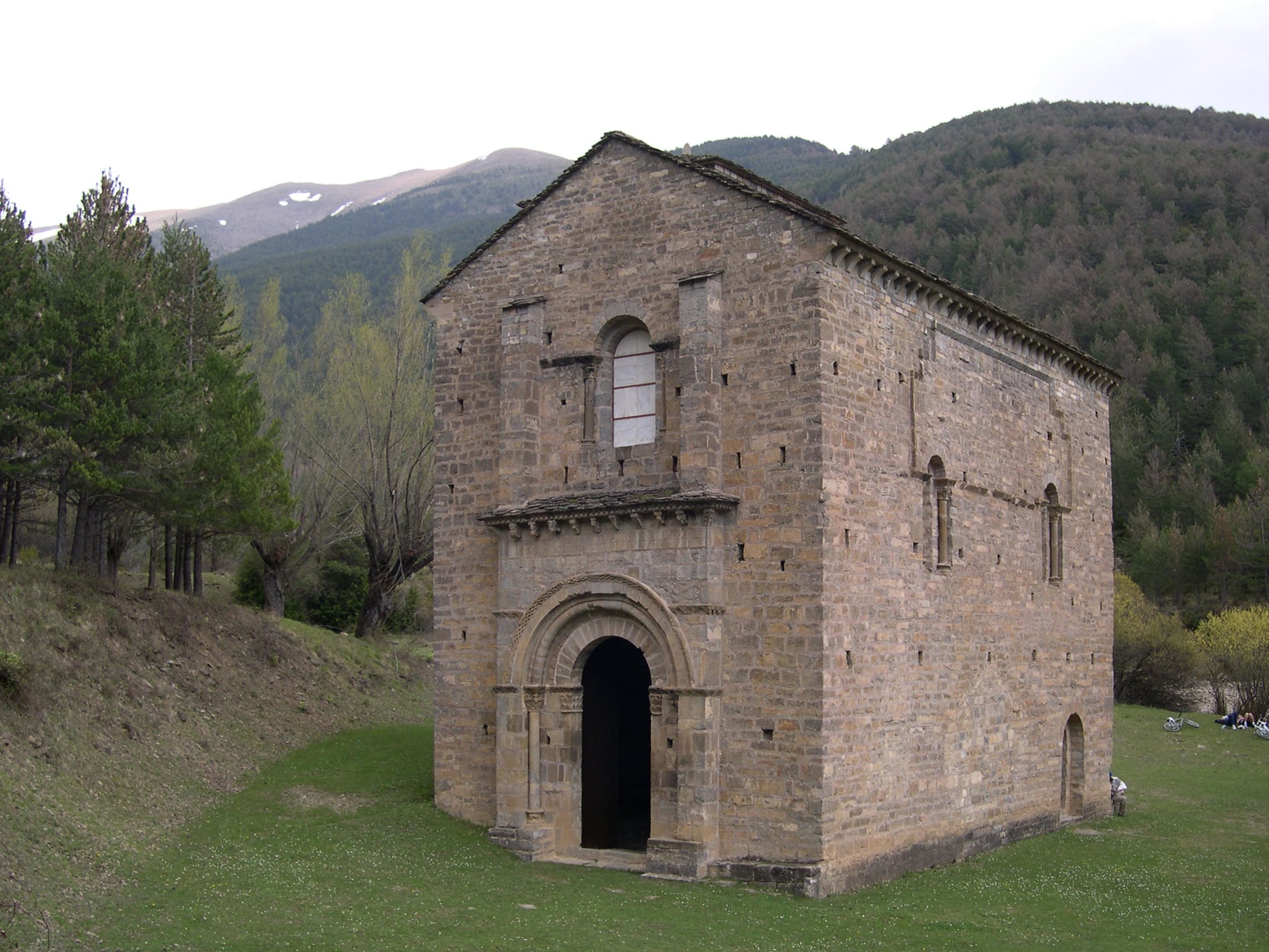 Ermita de Santa María de Iguacel