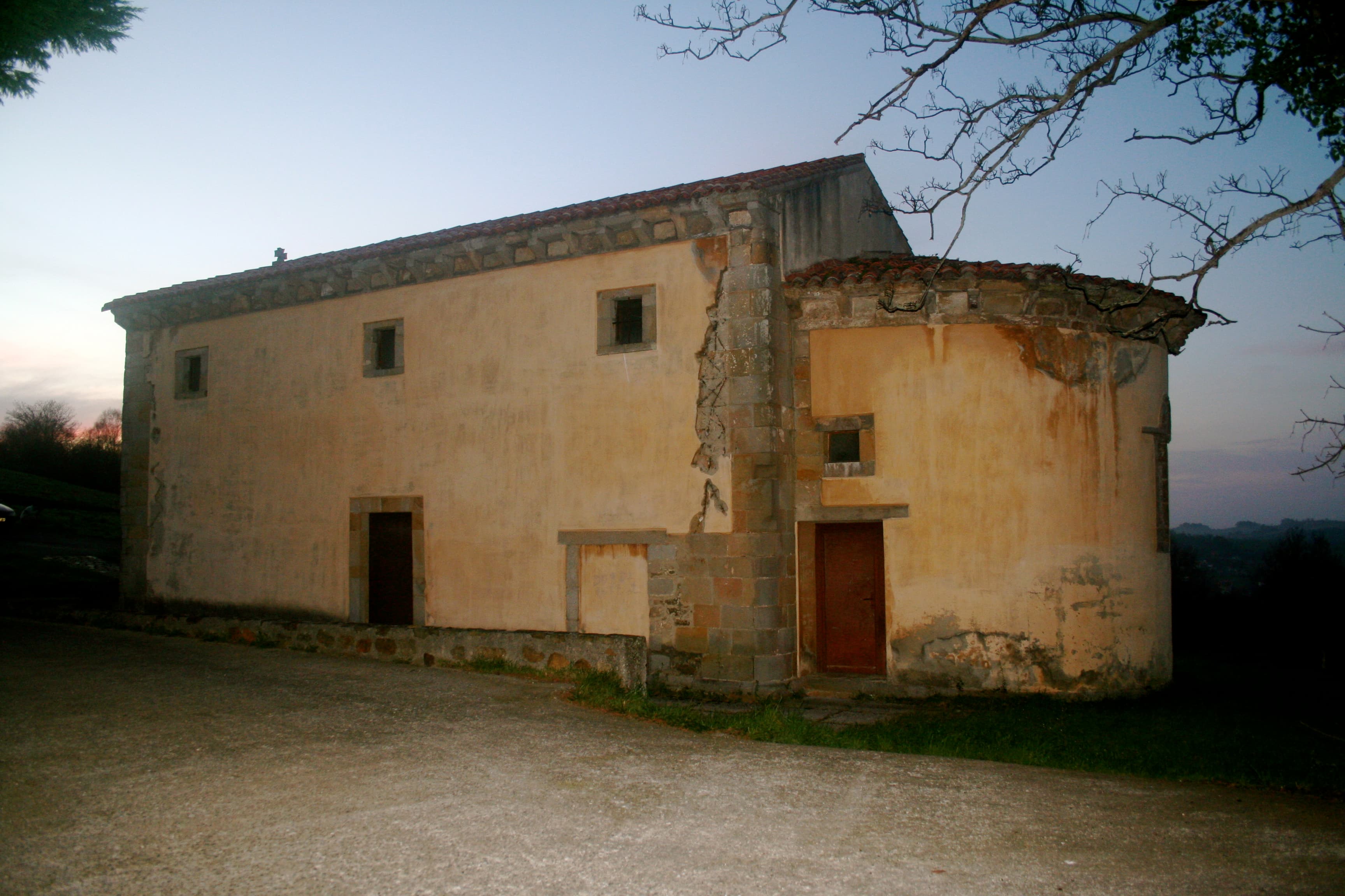 Church of Santa María de Junco