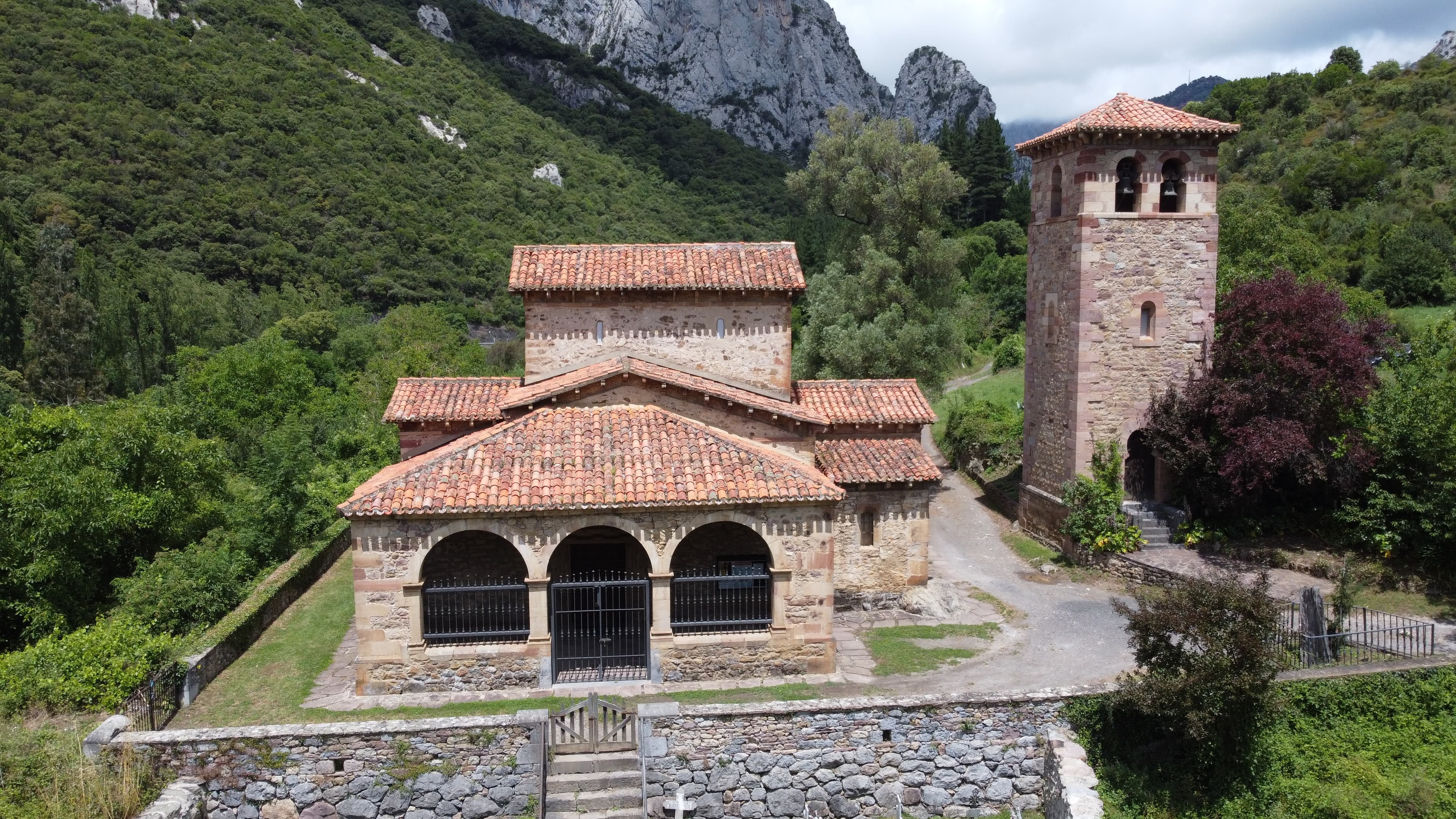 Church of Santa María (Lebeña)