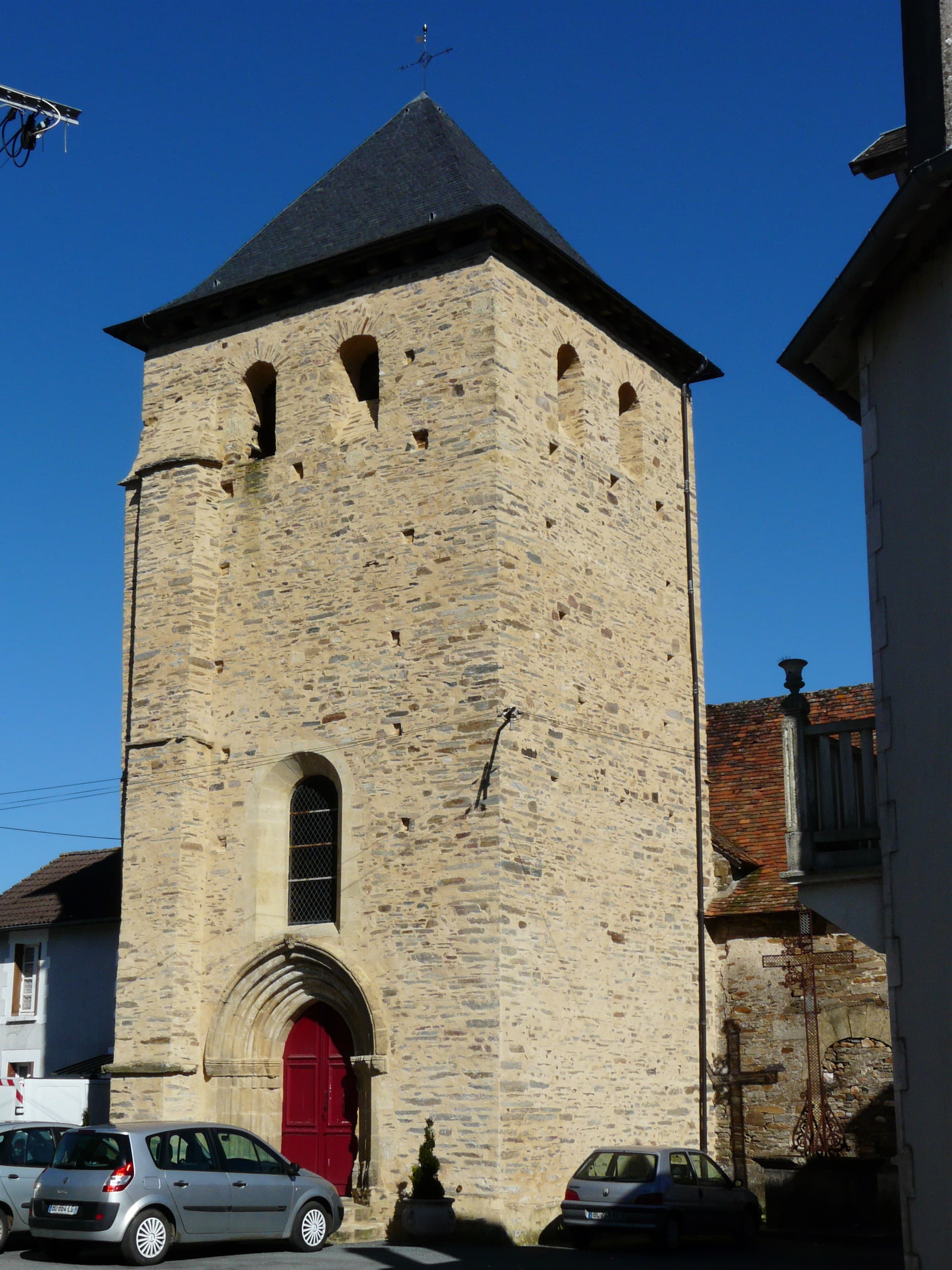Église Saint-Léger de Sarlande