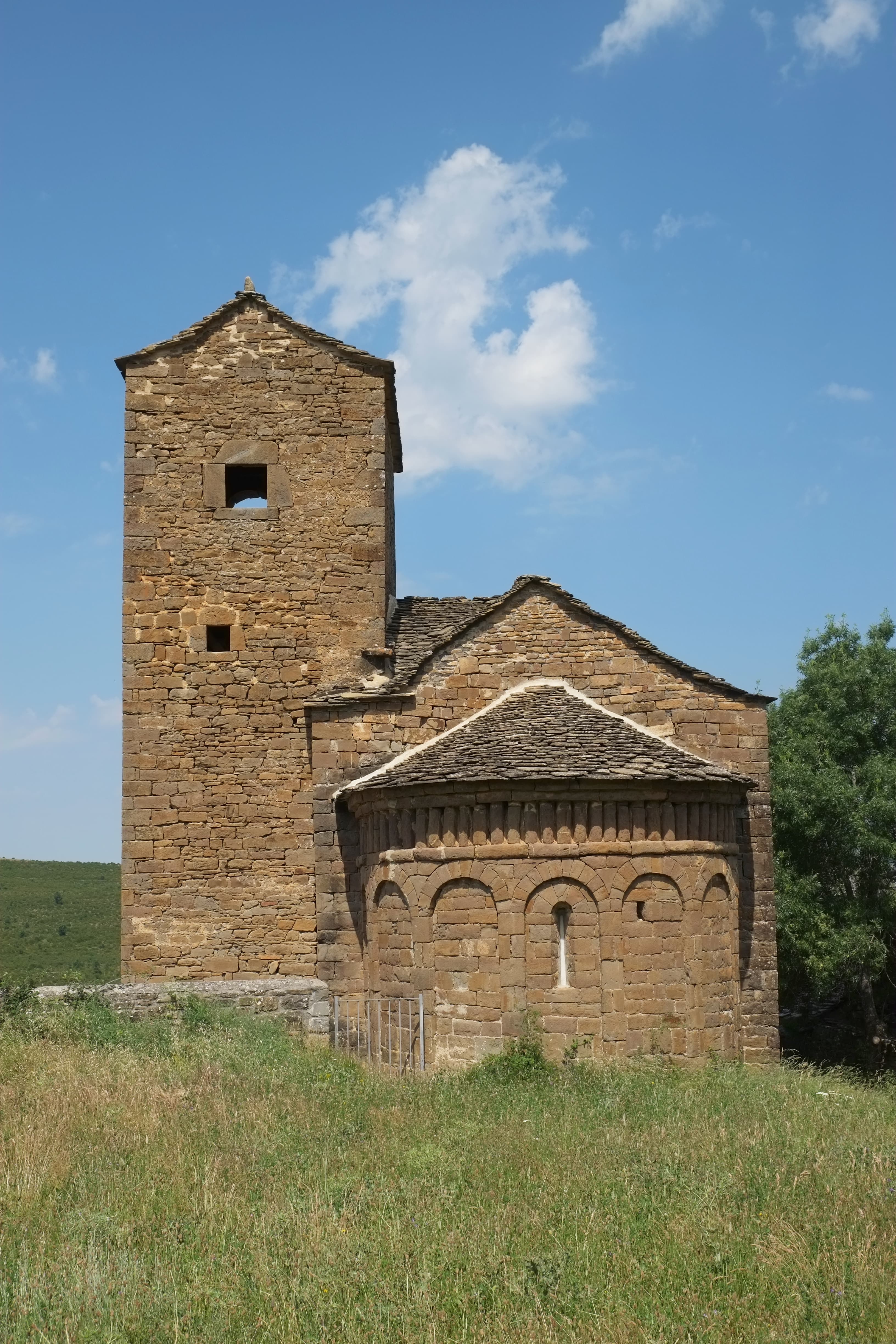 Saint Andrew church, Satué