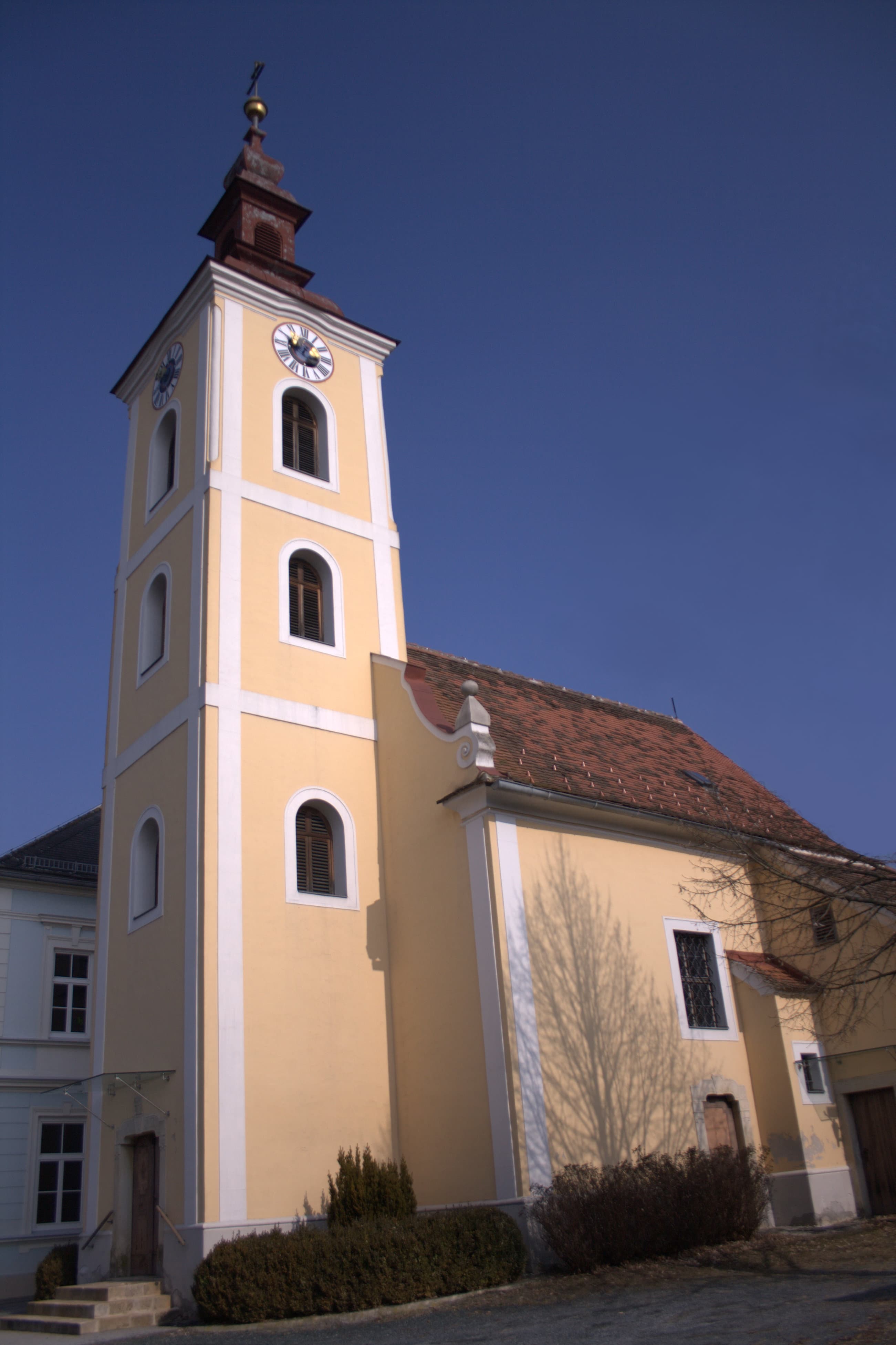 Kath. Filialkirche Mariae Opferung
