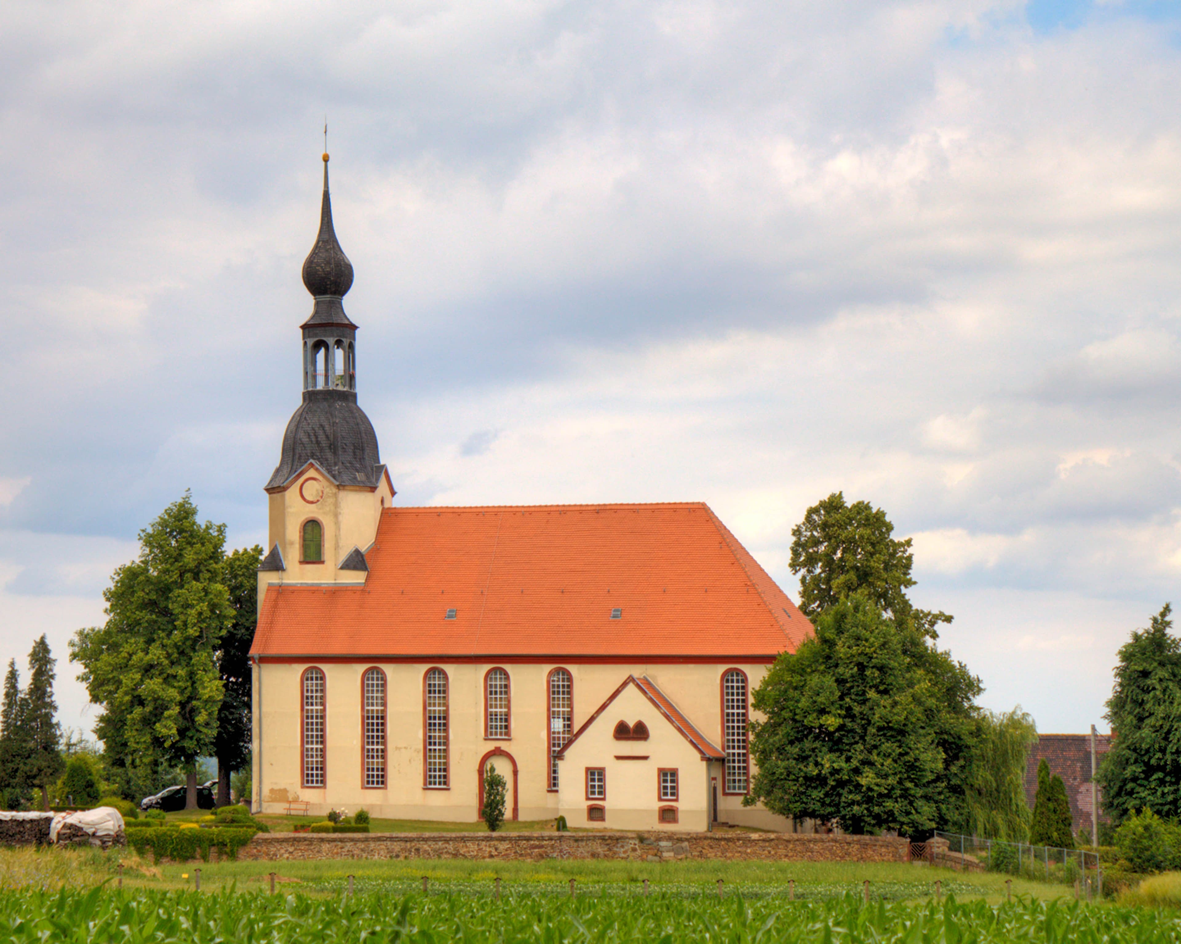 hill church Schönbach