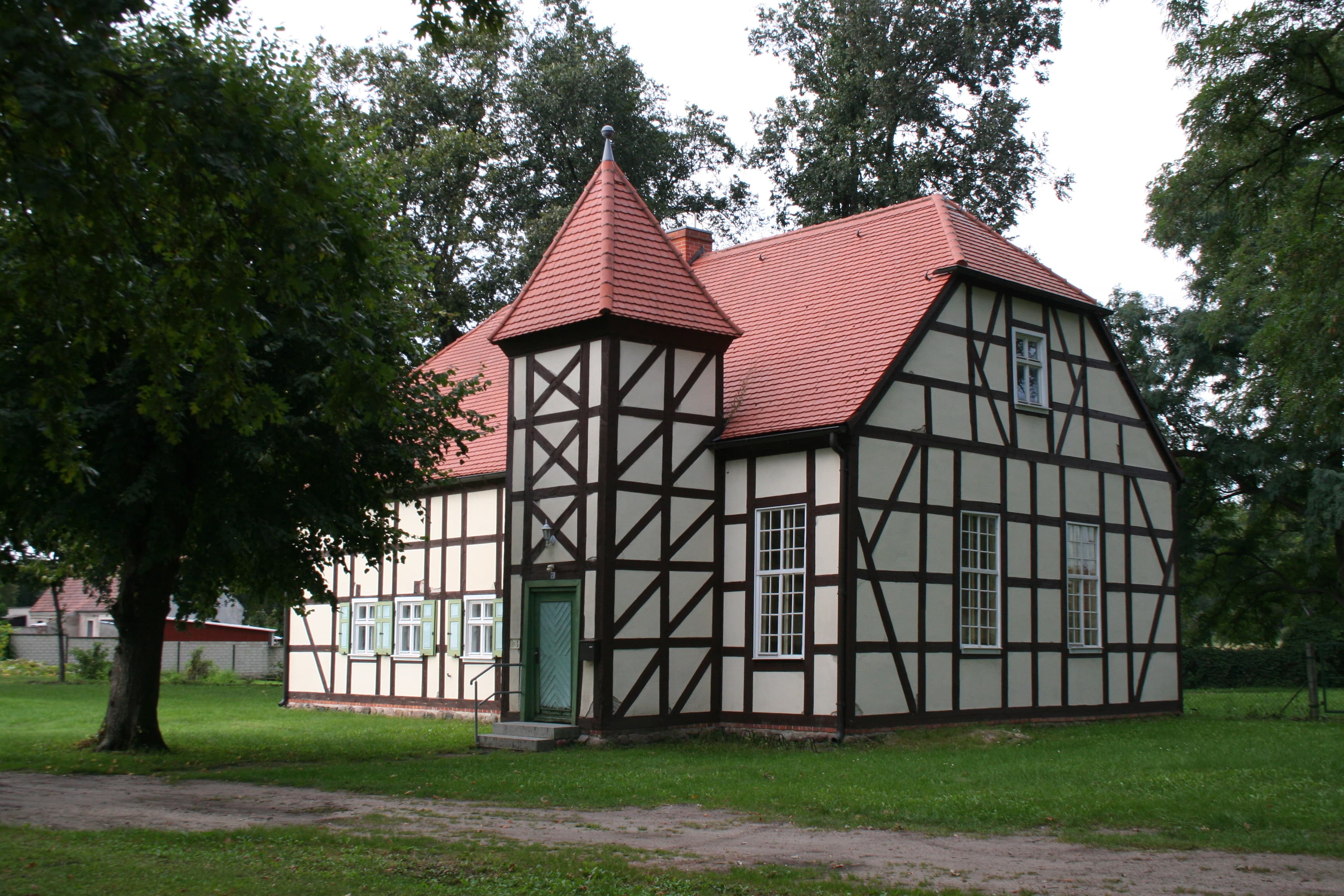 Church in Alttrebbin