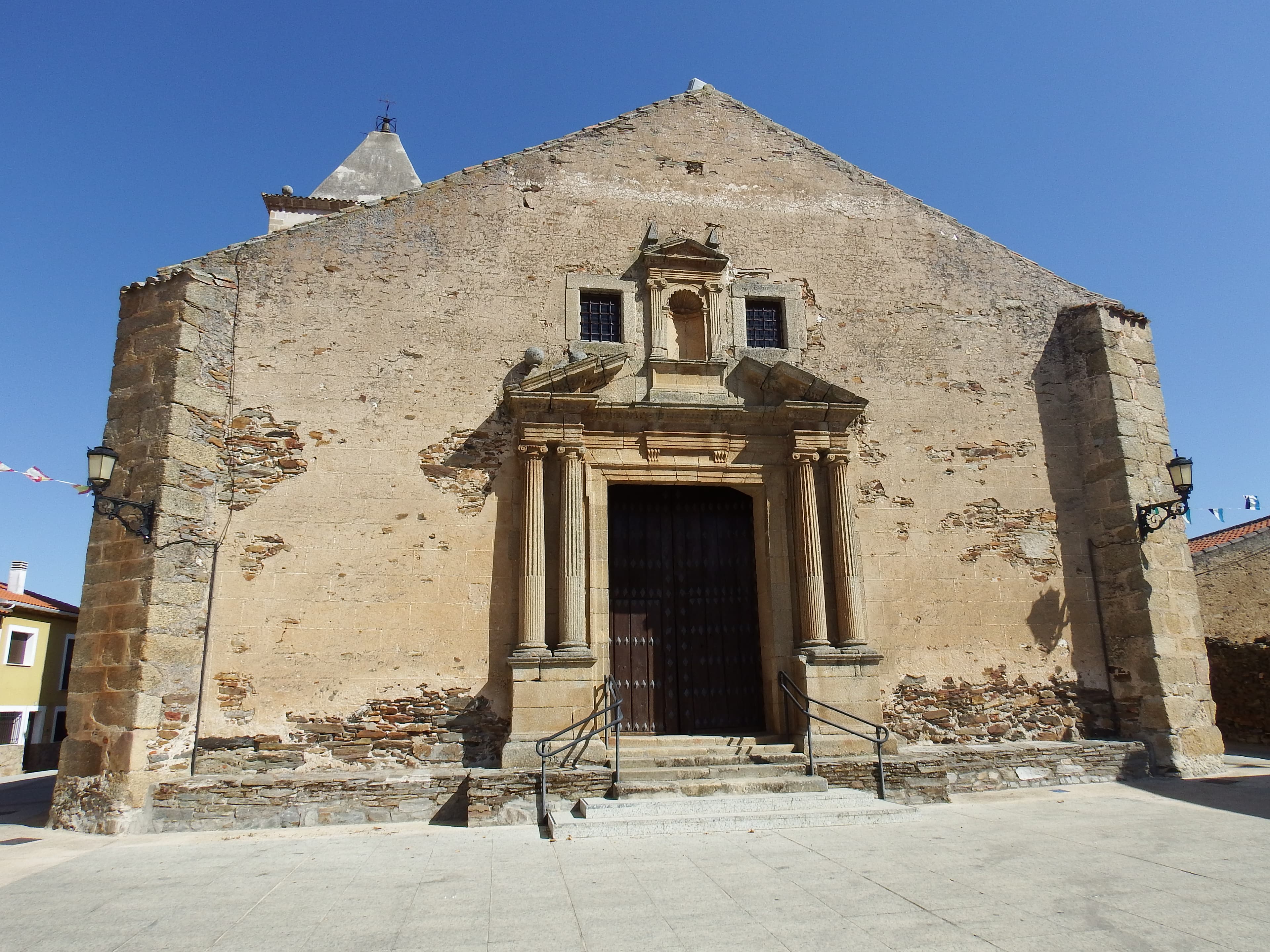 Church of Saint Ildefonsus, Serrejón