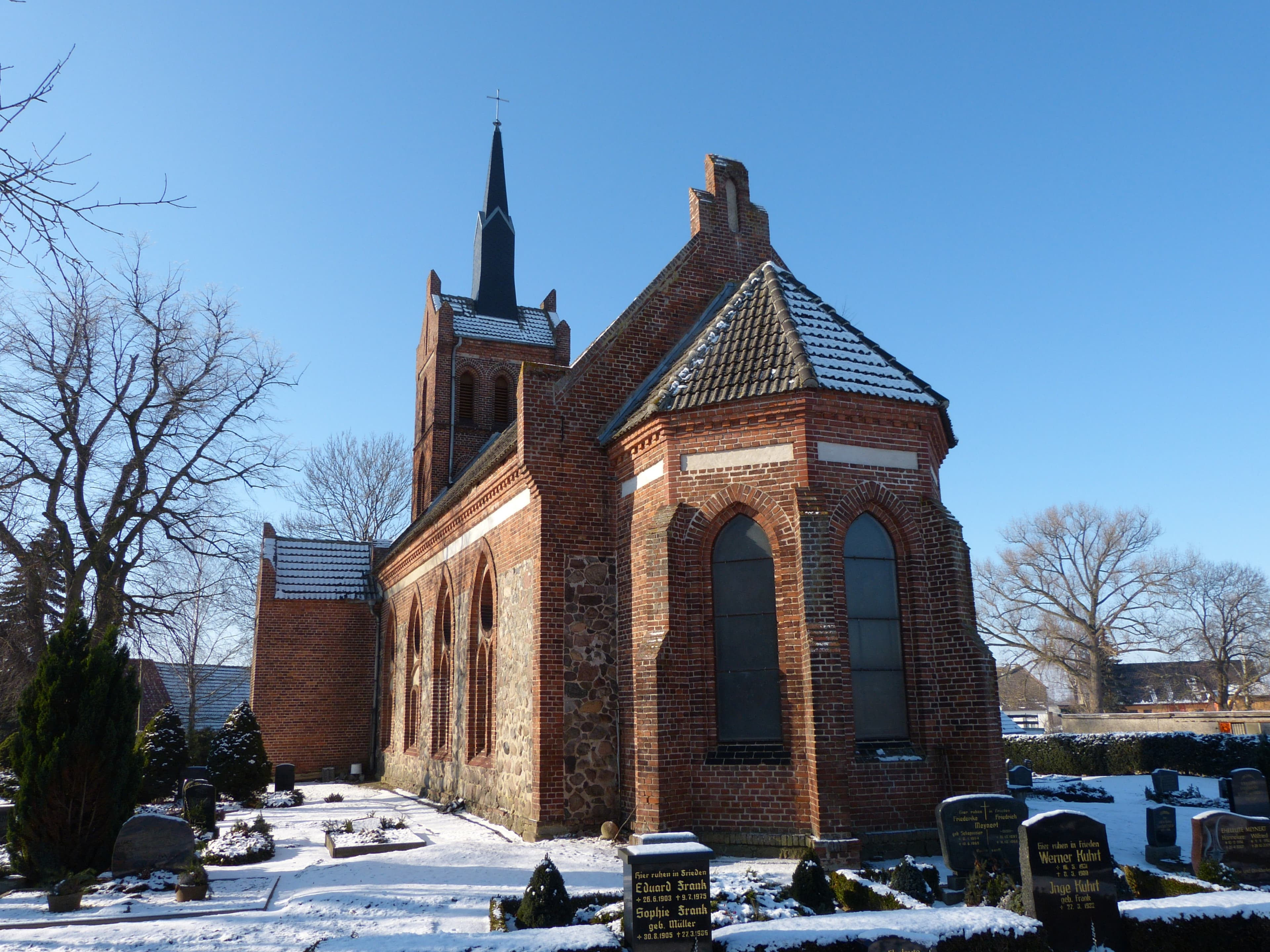 Church in Siedenbrünzow