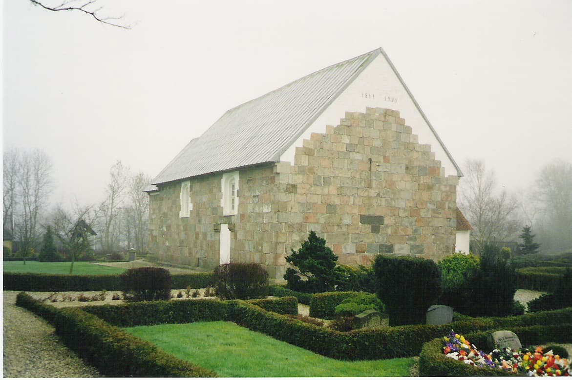 Skader Church