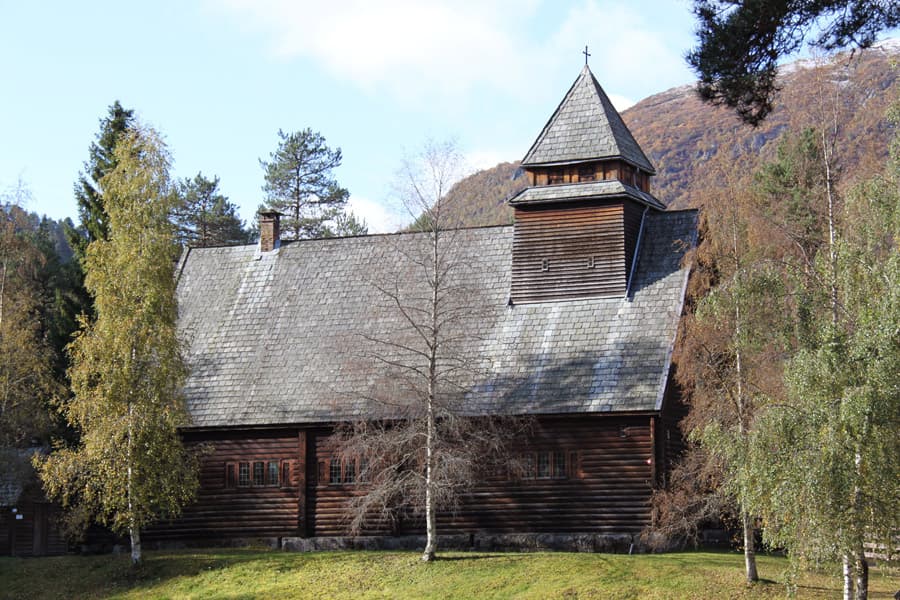 Skare Church