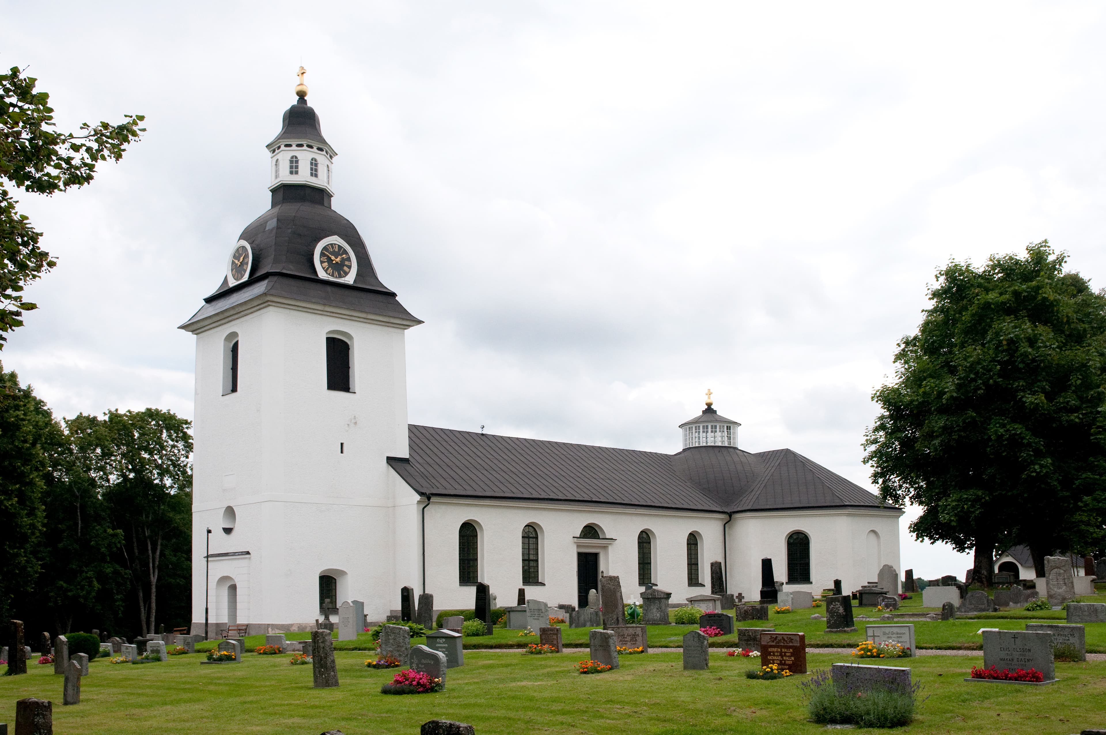 Skedevi Church