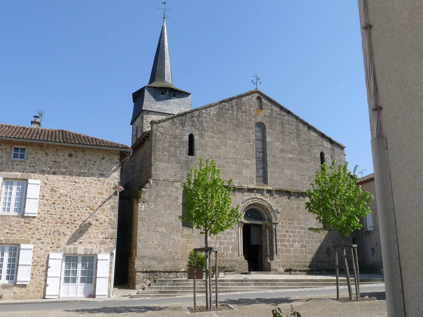 Église Saint-Maurice de Saint-Maurice-des-Lions