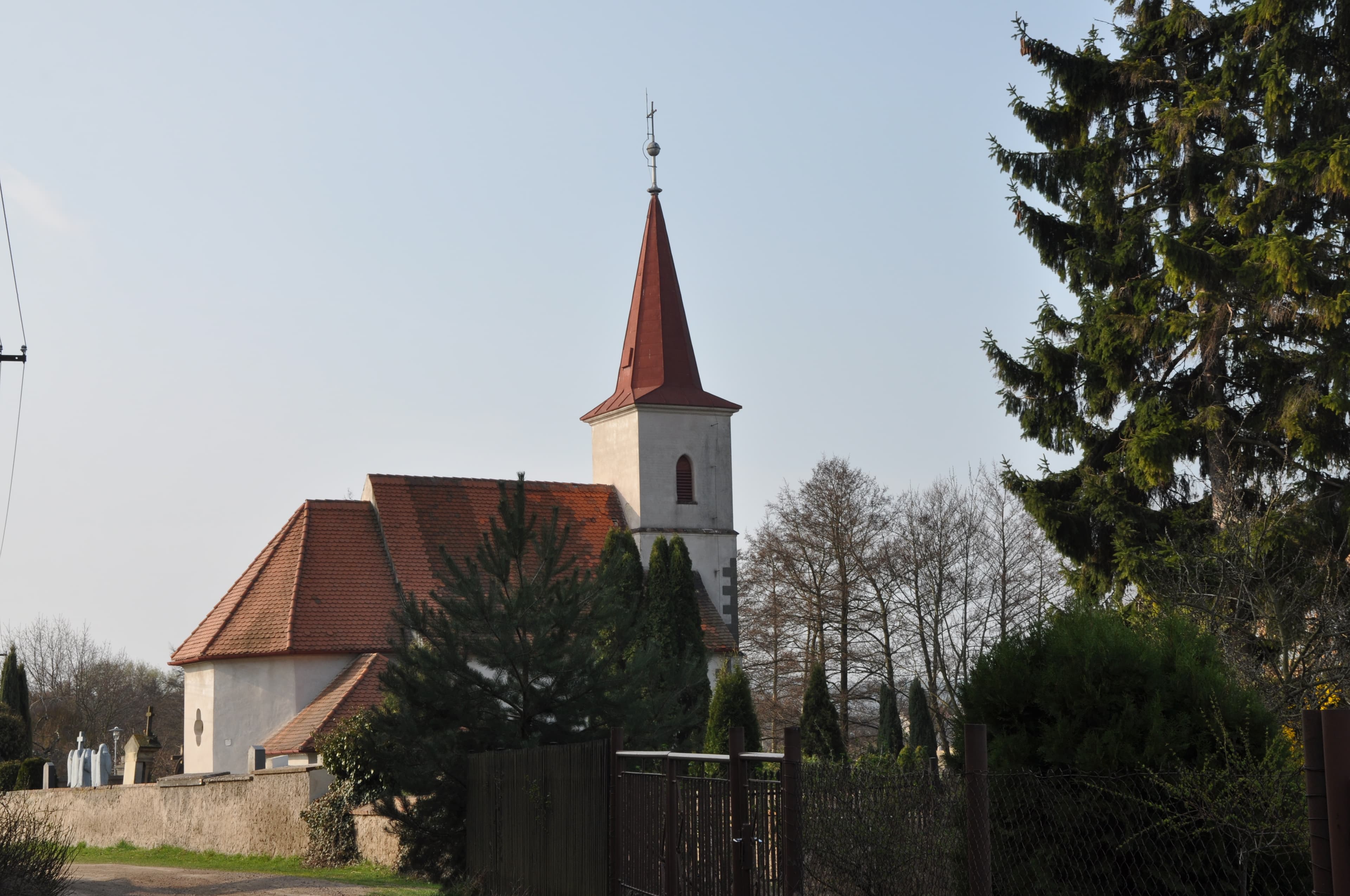Holy Trinity Church (Pouchobrady)