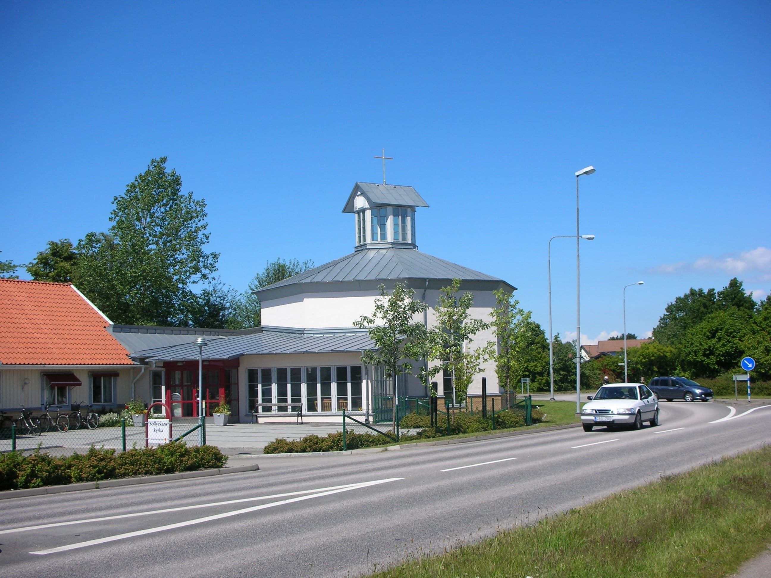Sollyckans kyrka