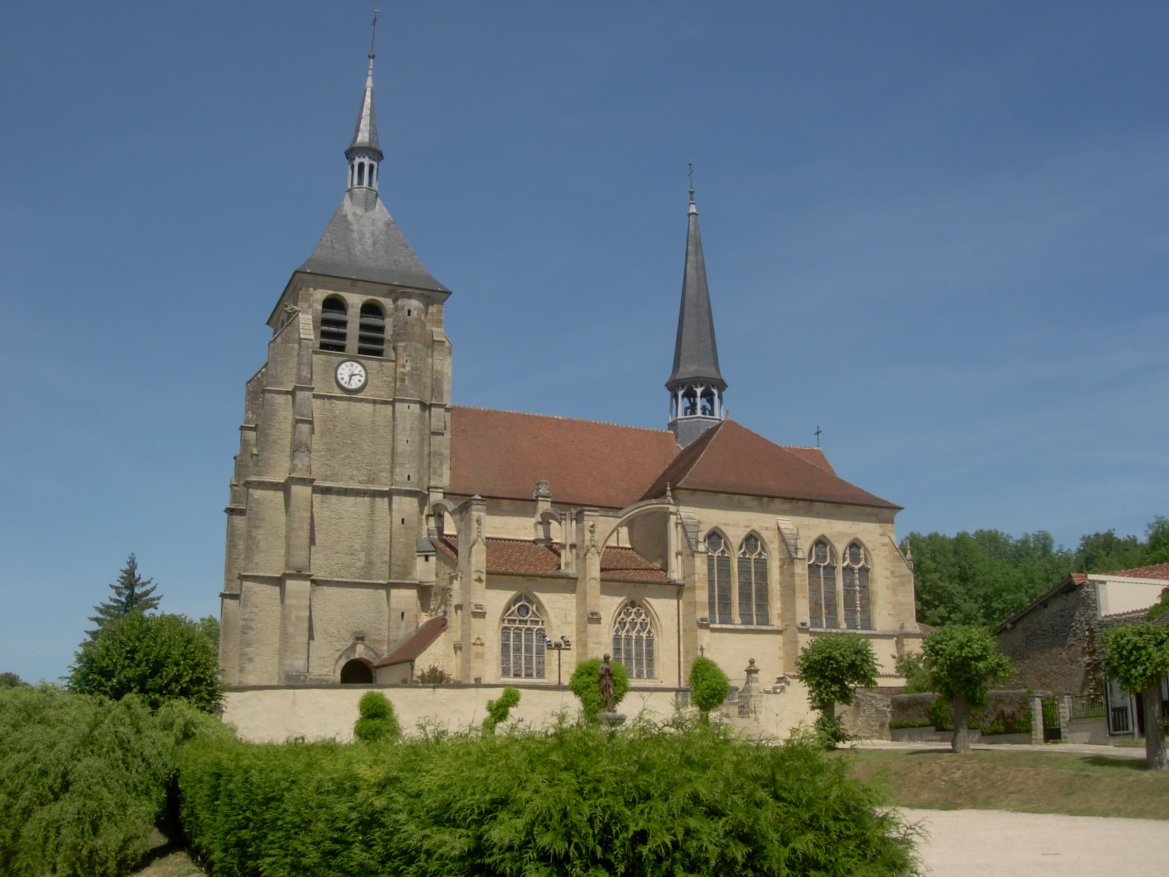 Église Saint-Laurent de Soulaines-Dhuys