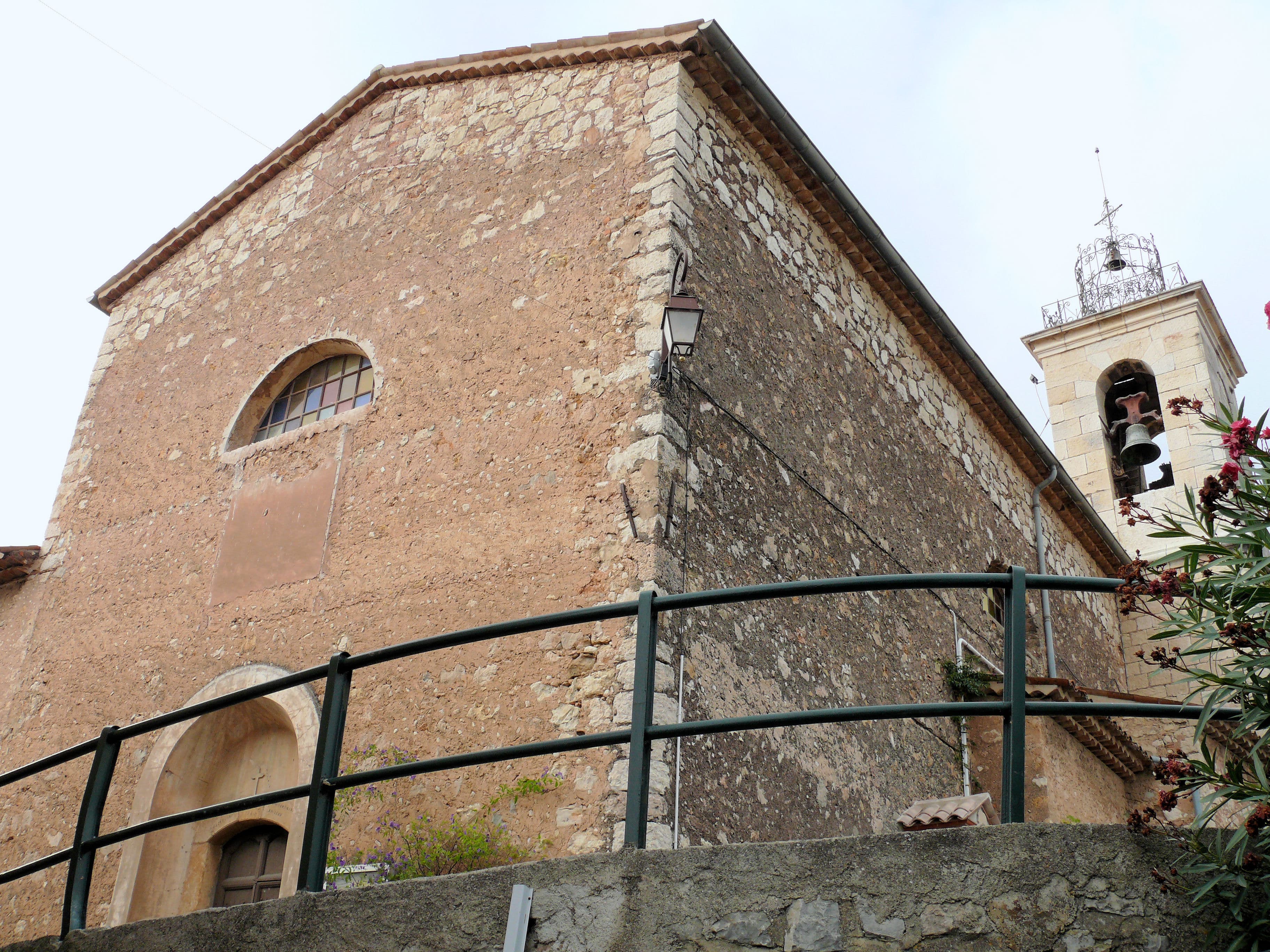 Église Saint-Casimir de Spéracèdes