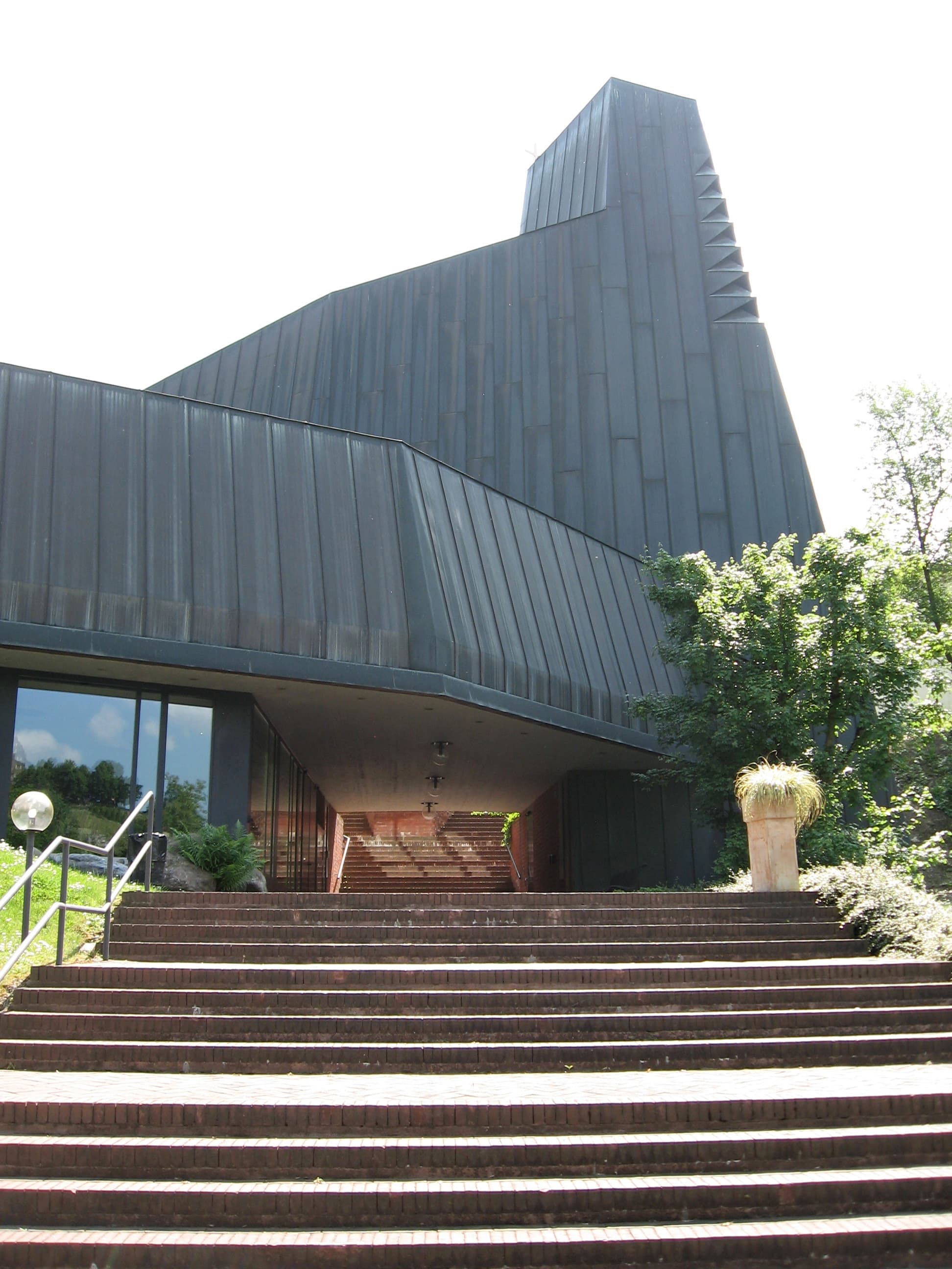 Catholic church building St. Antonoius