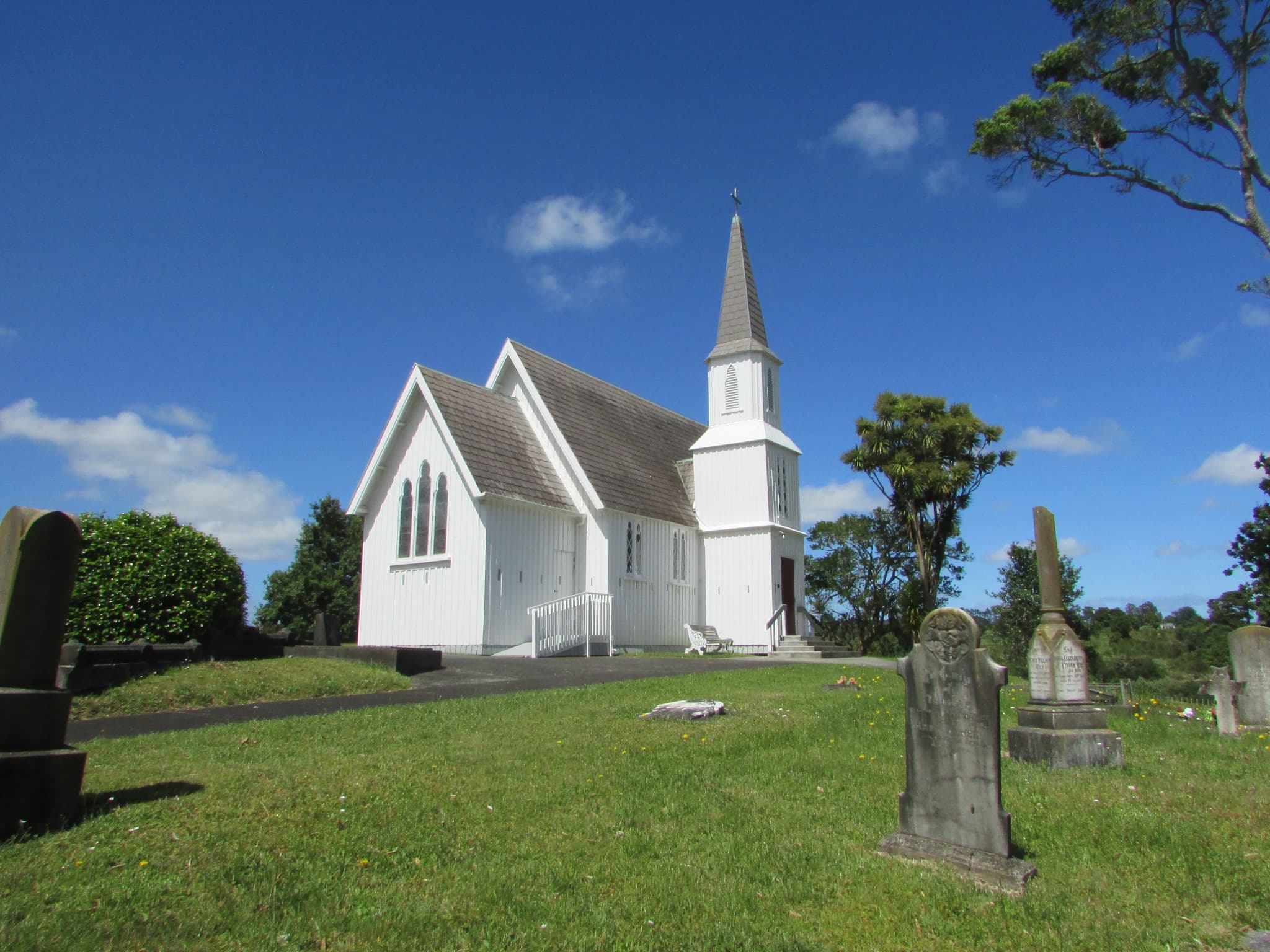 St Bride's Church (Anglican)