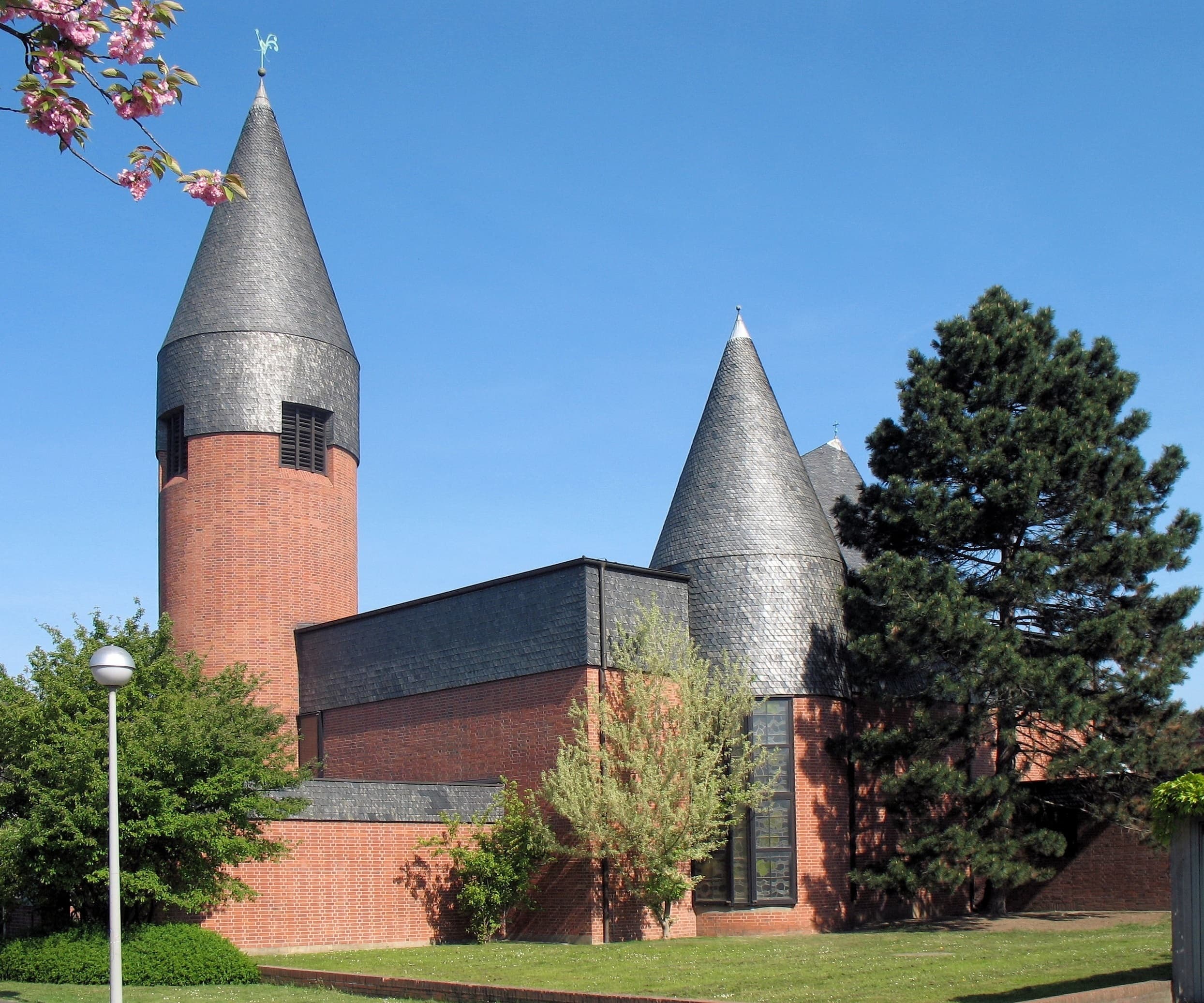 Adelheid von Vilich Church
