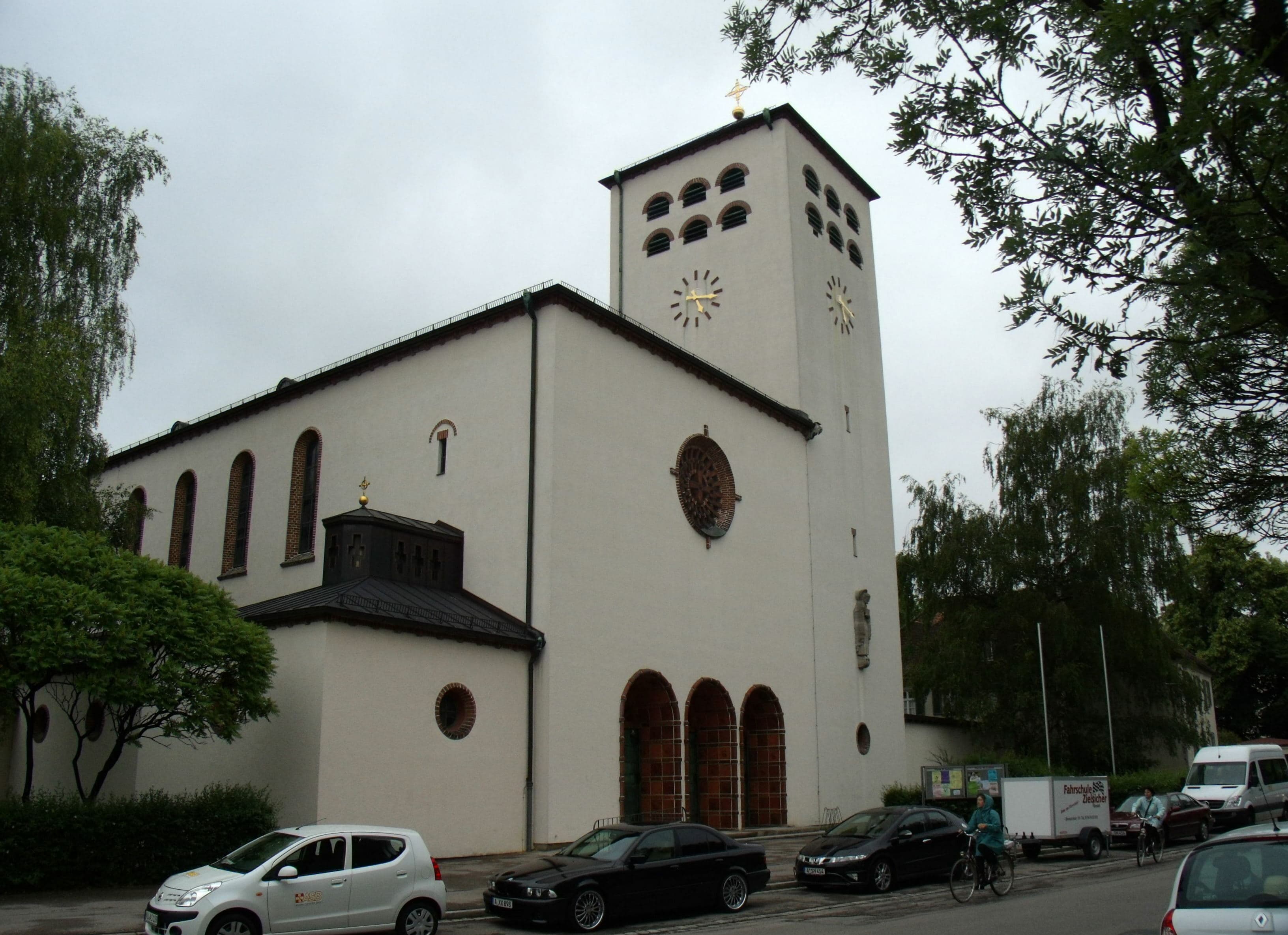 St. Canisius (Augsburg-Hochfeld)