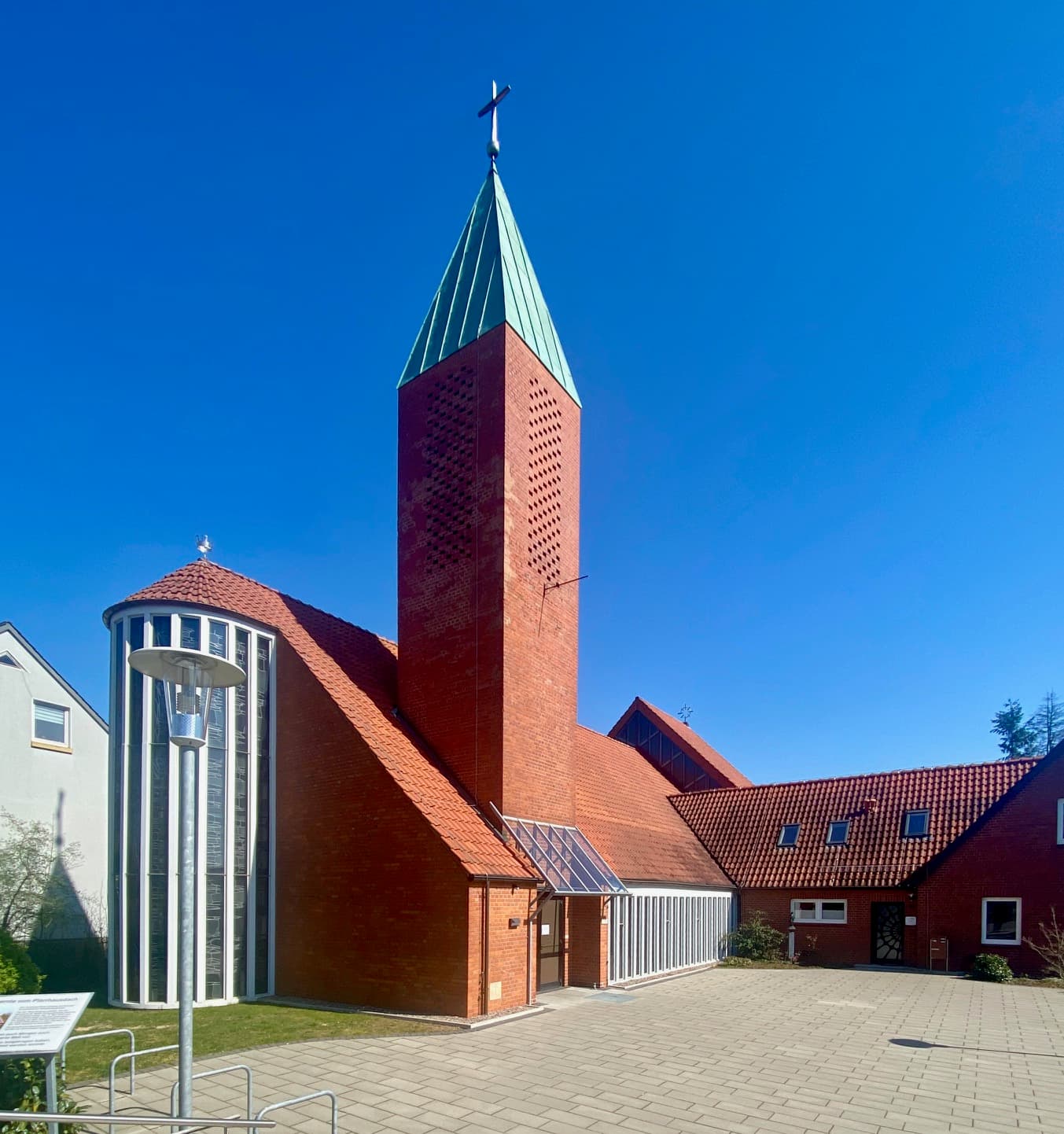 St. Maria vom heiligen Rosenkranz
