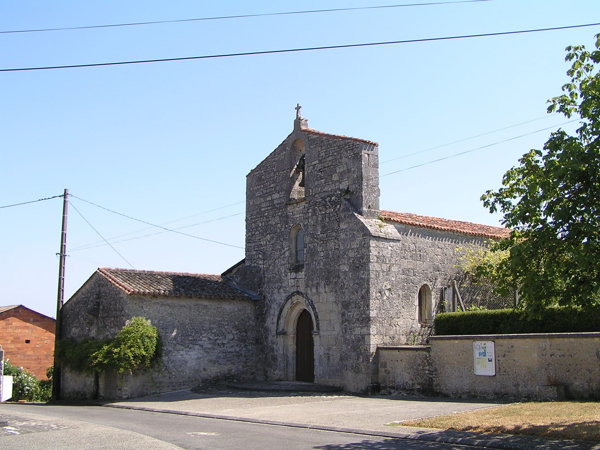 église Saint-Amant de Saint-Amant-de-Nouère