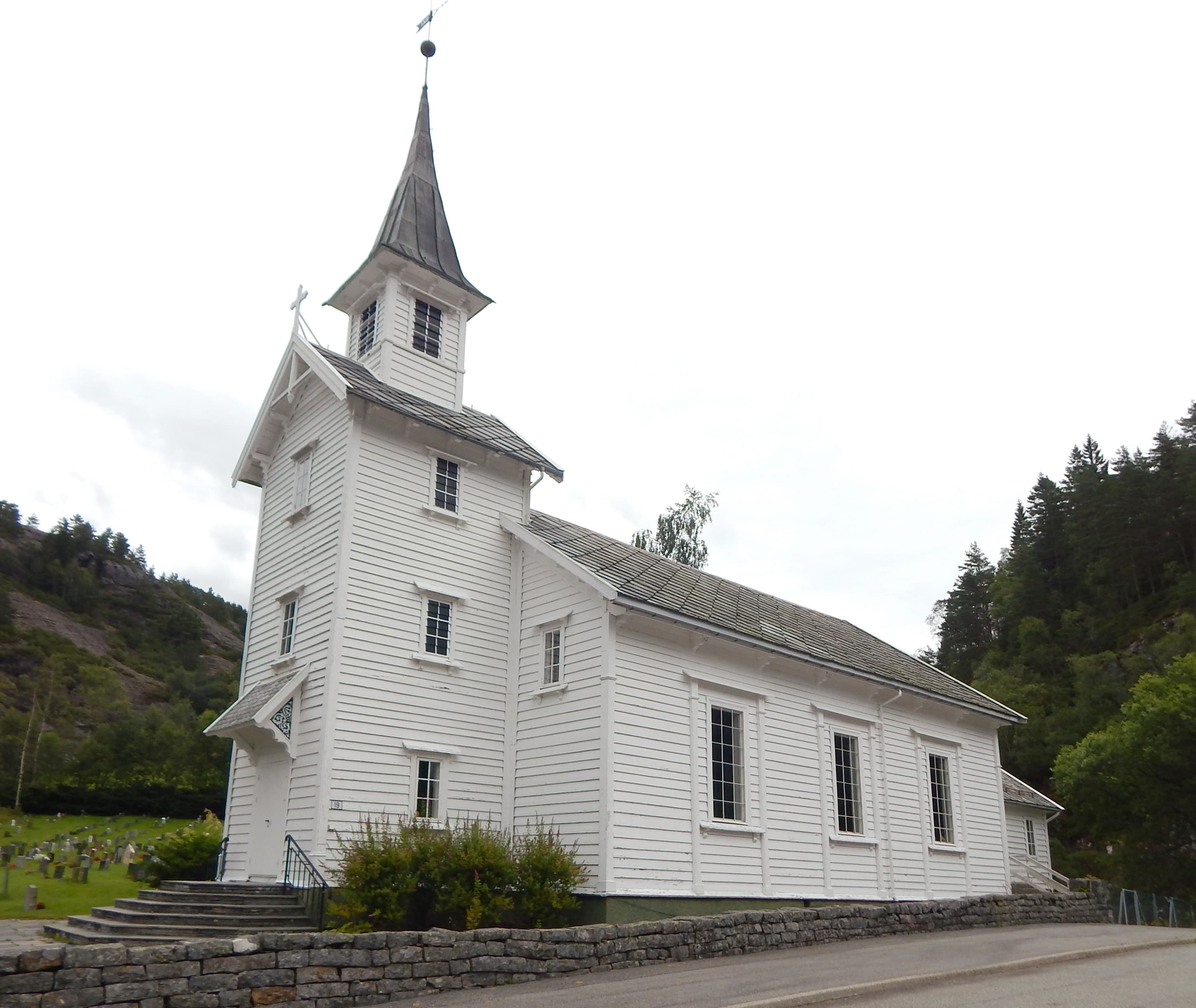 Stamnes Church