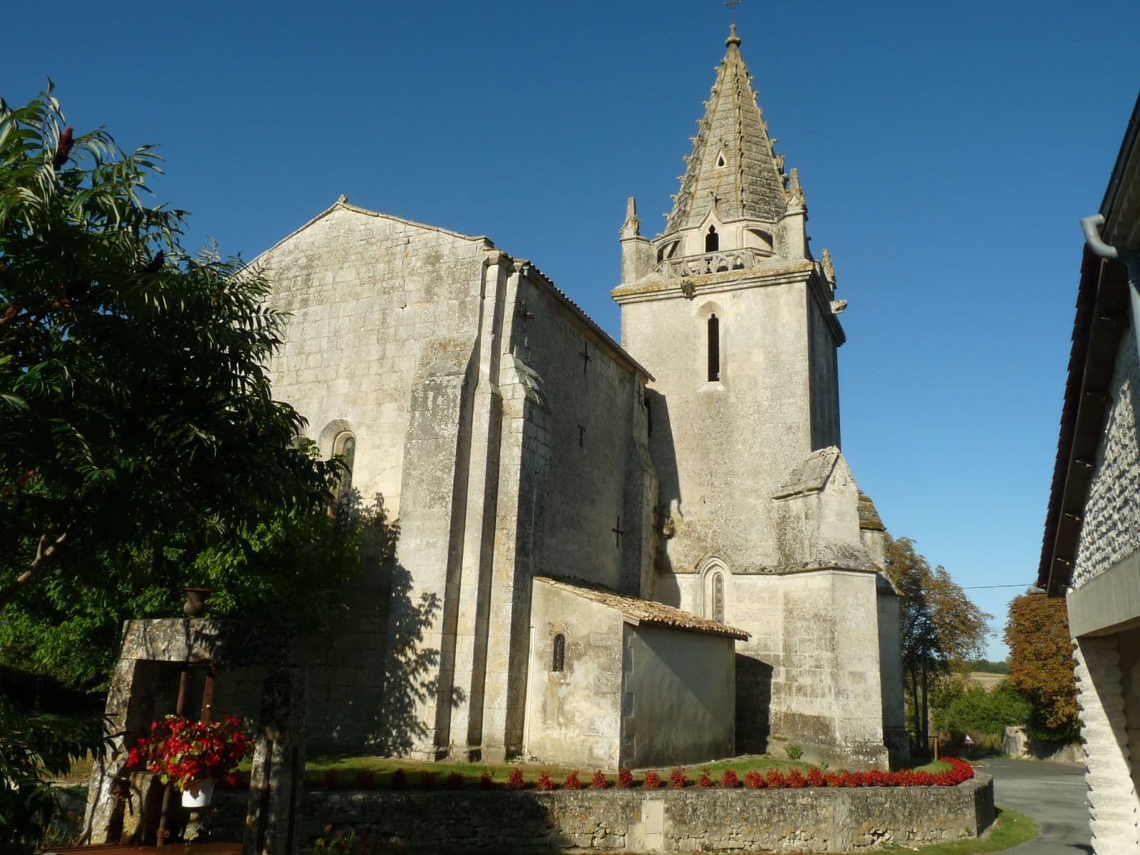 Église de Saint-Dizant-du-Bois