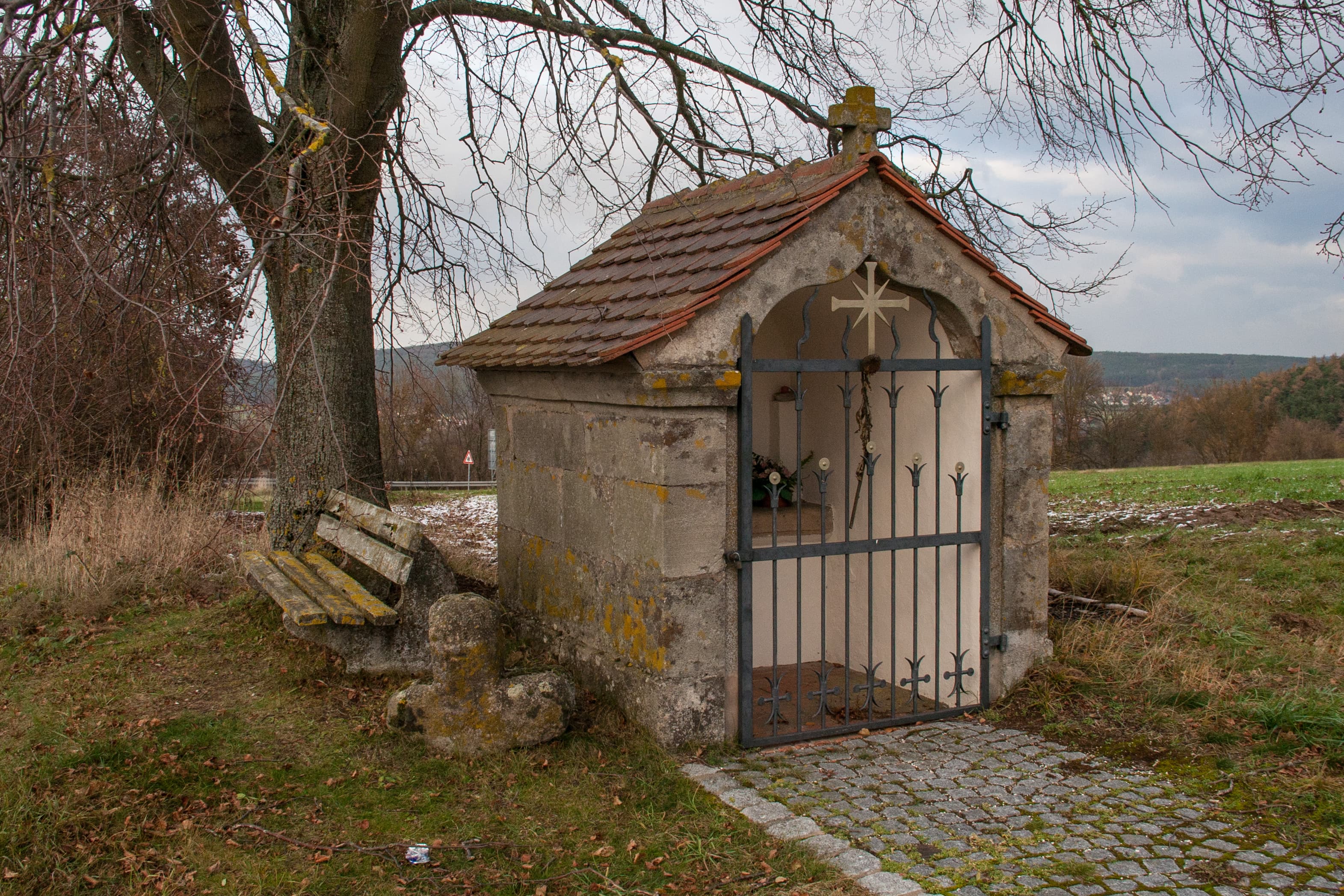 Street chapel