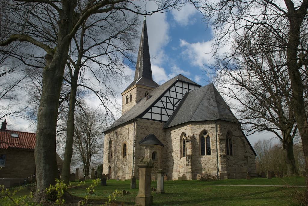 Stiepeler Dorfkirche