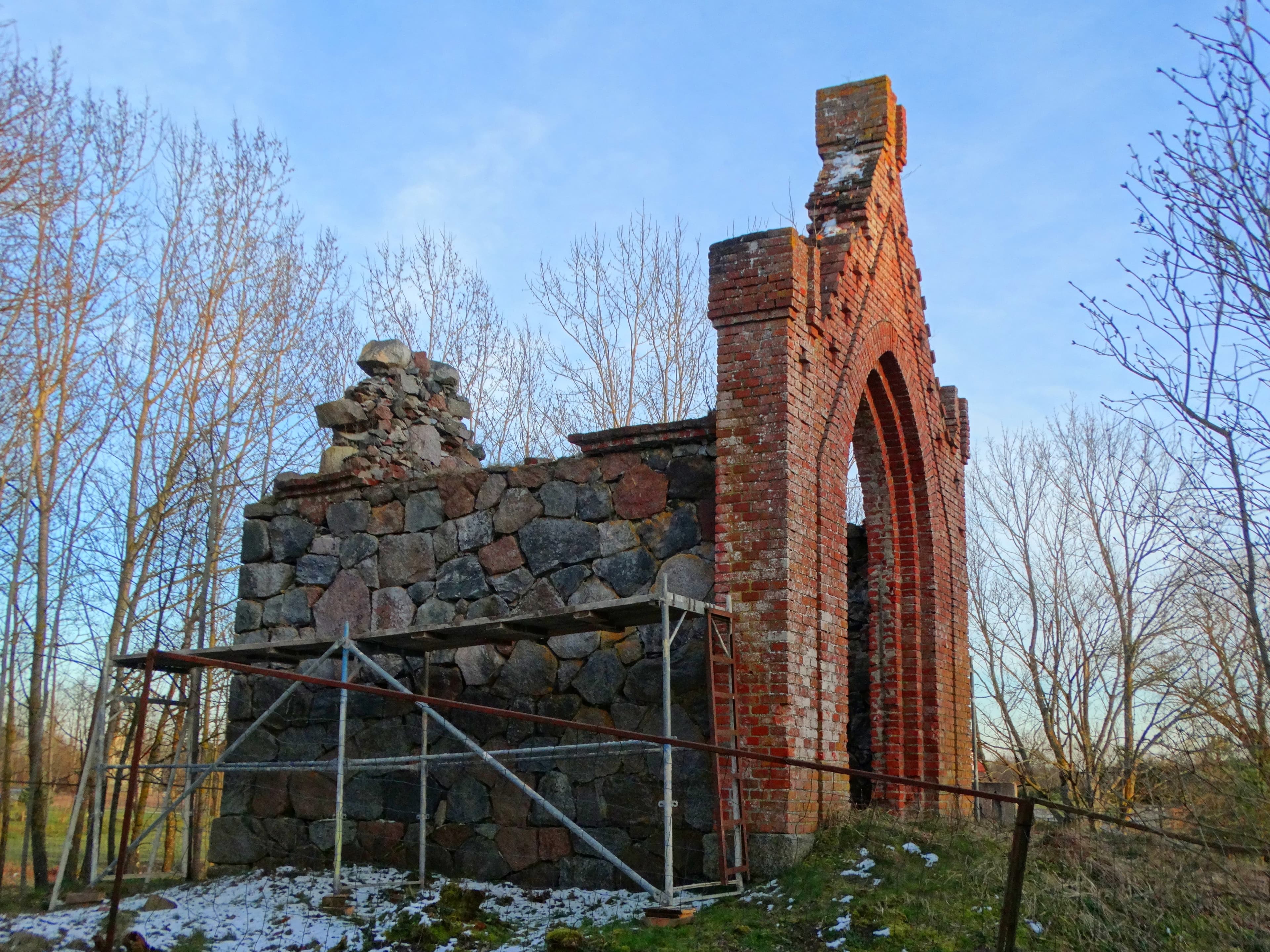 Stragnai chapel