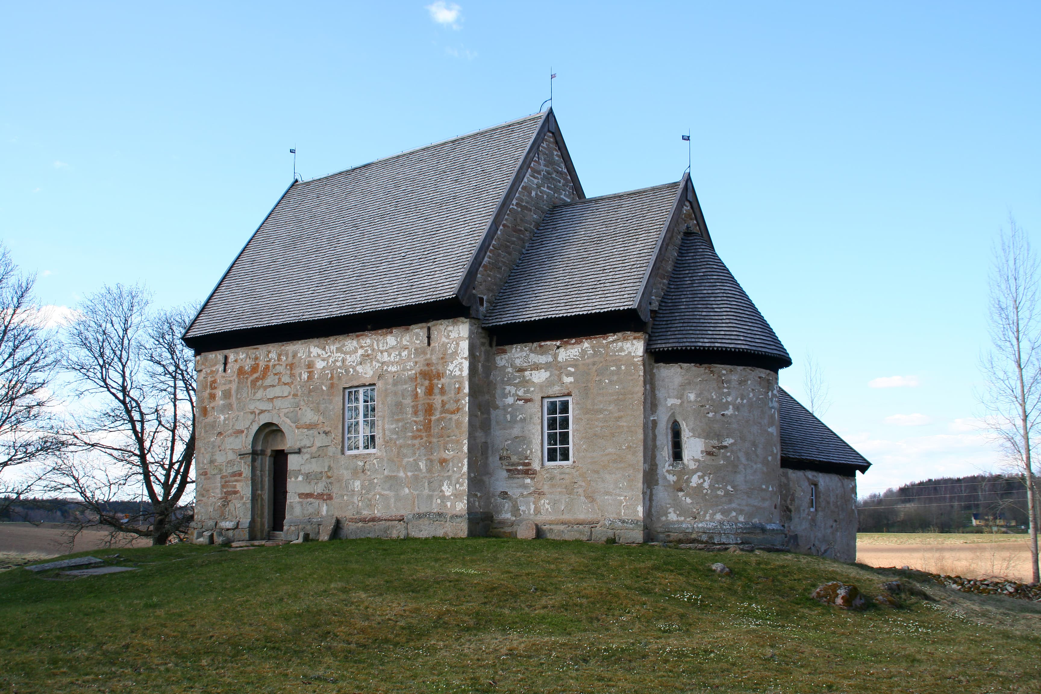 Suntaks gamla kyrka
