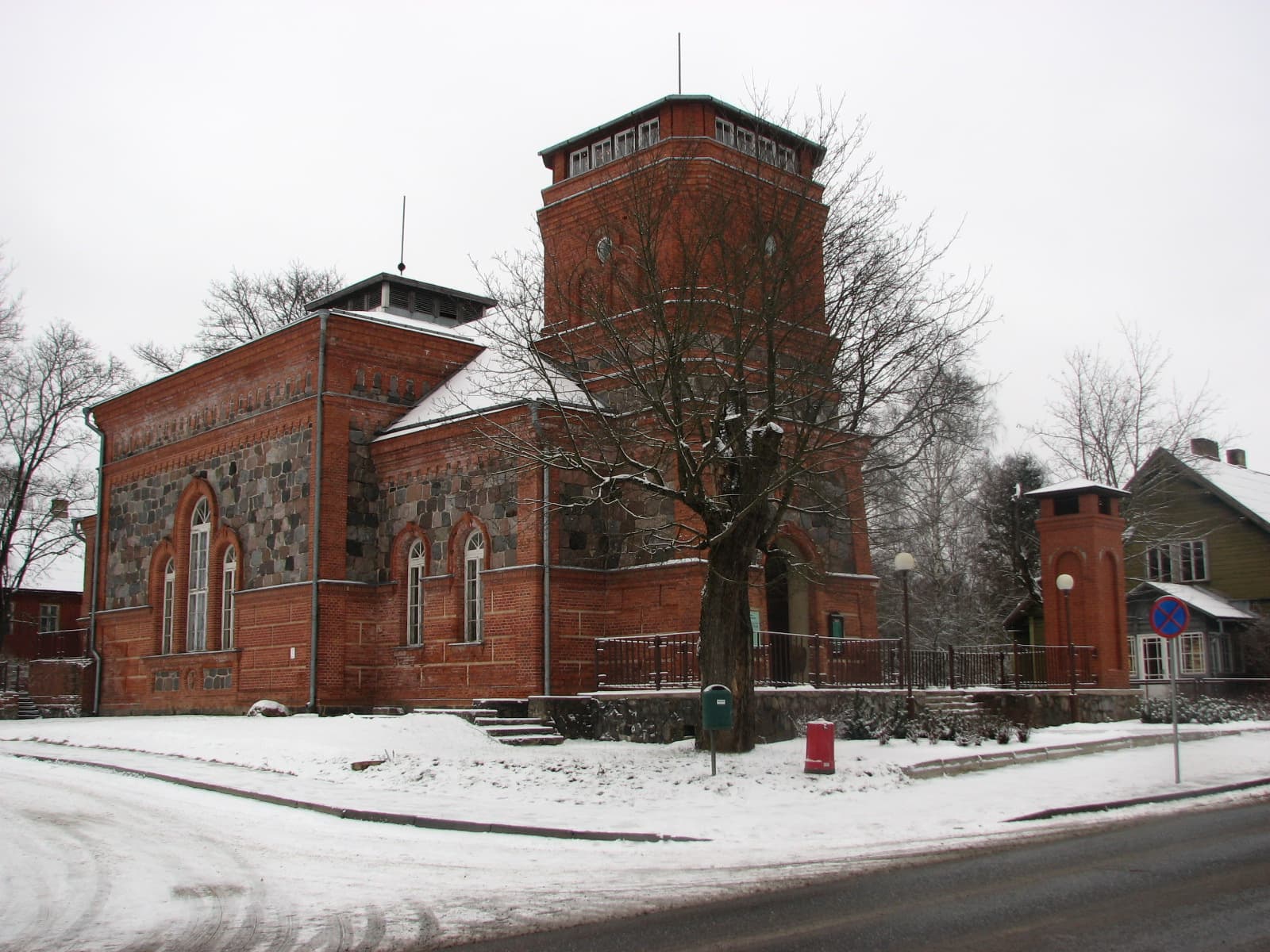 Tõrva Church