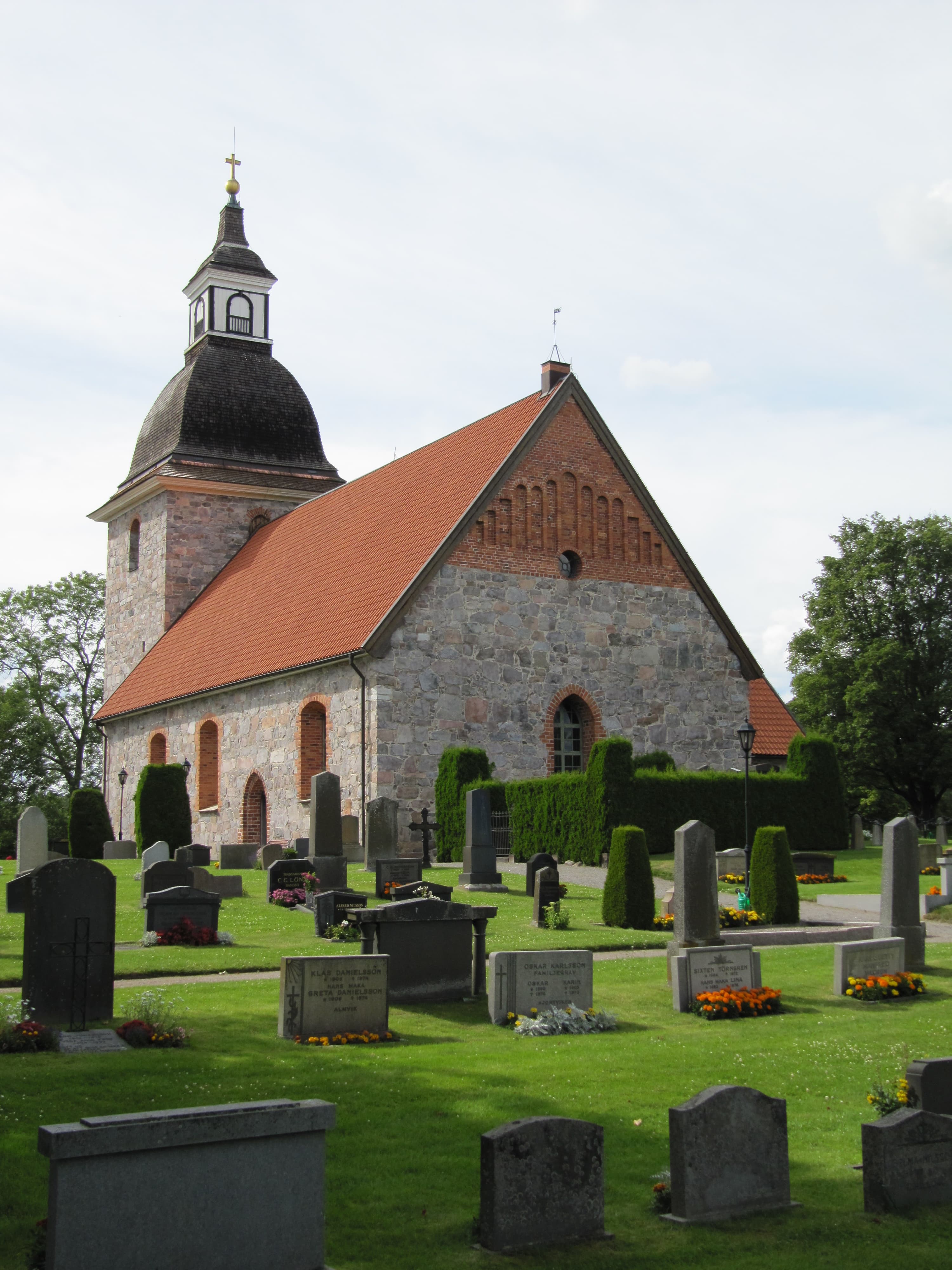 Törnsfalls kyrka