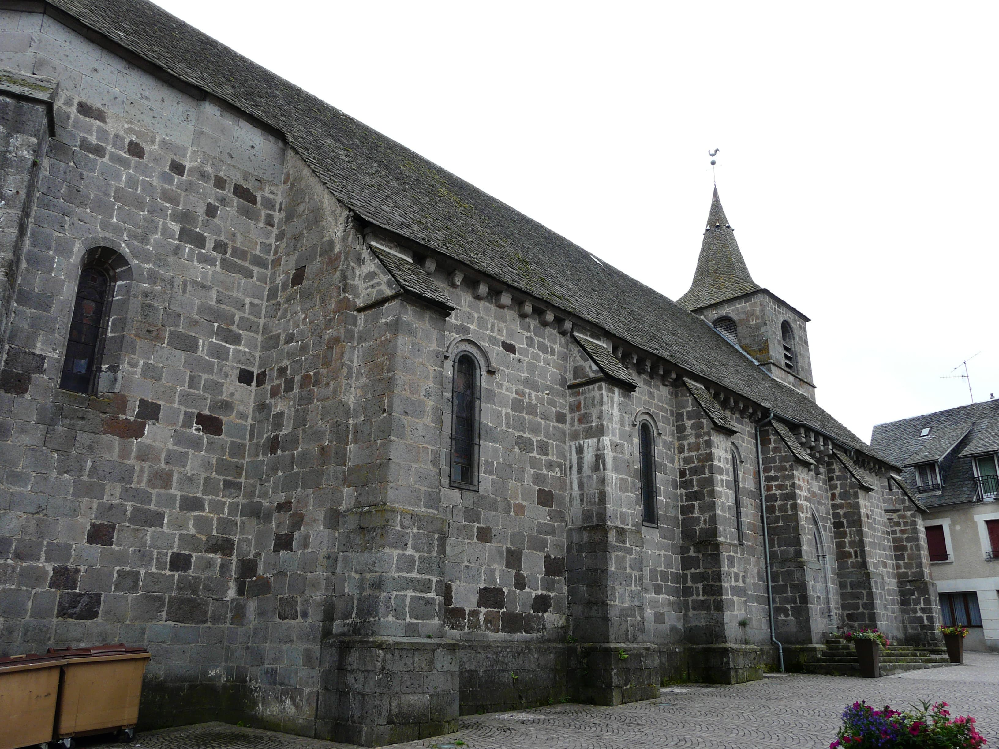 Église Notre-Dame de Tauves