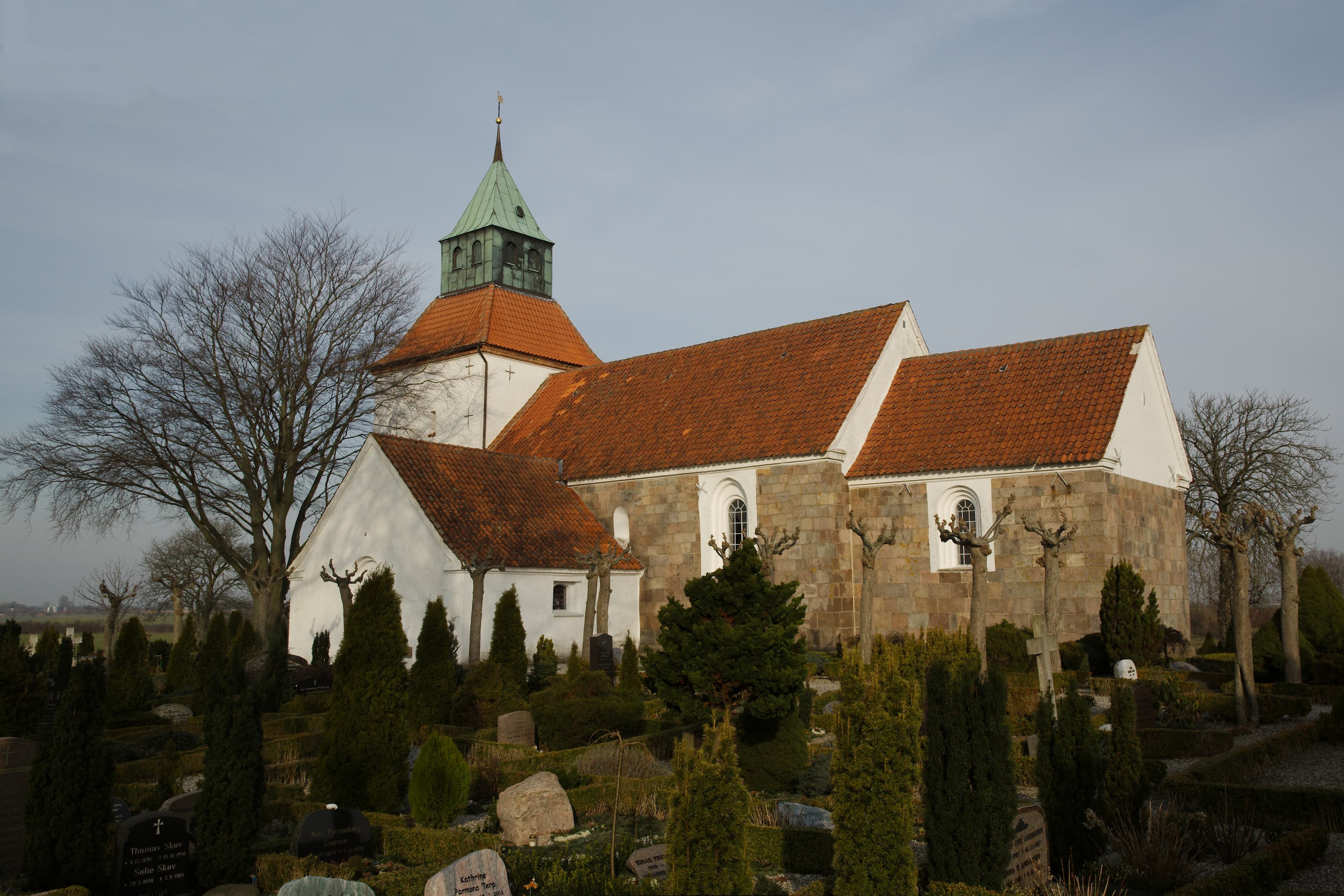 Tiset Church