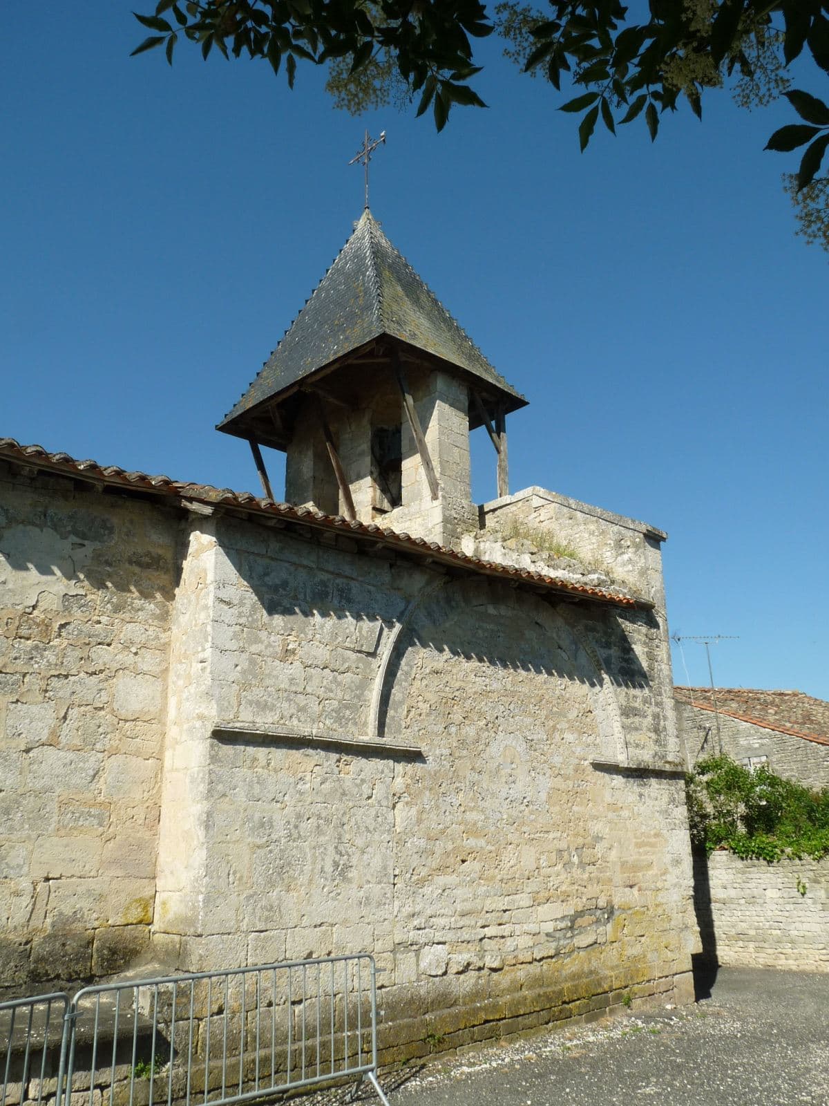 église Saint-Hilaire de Tourriers