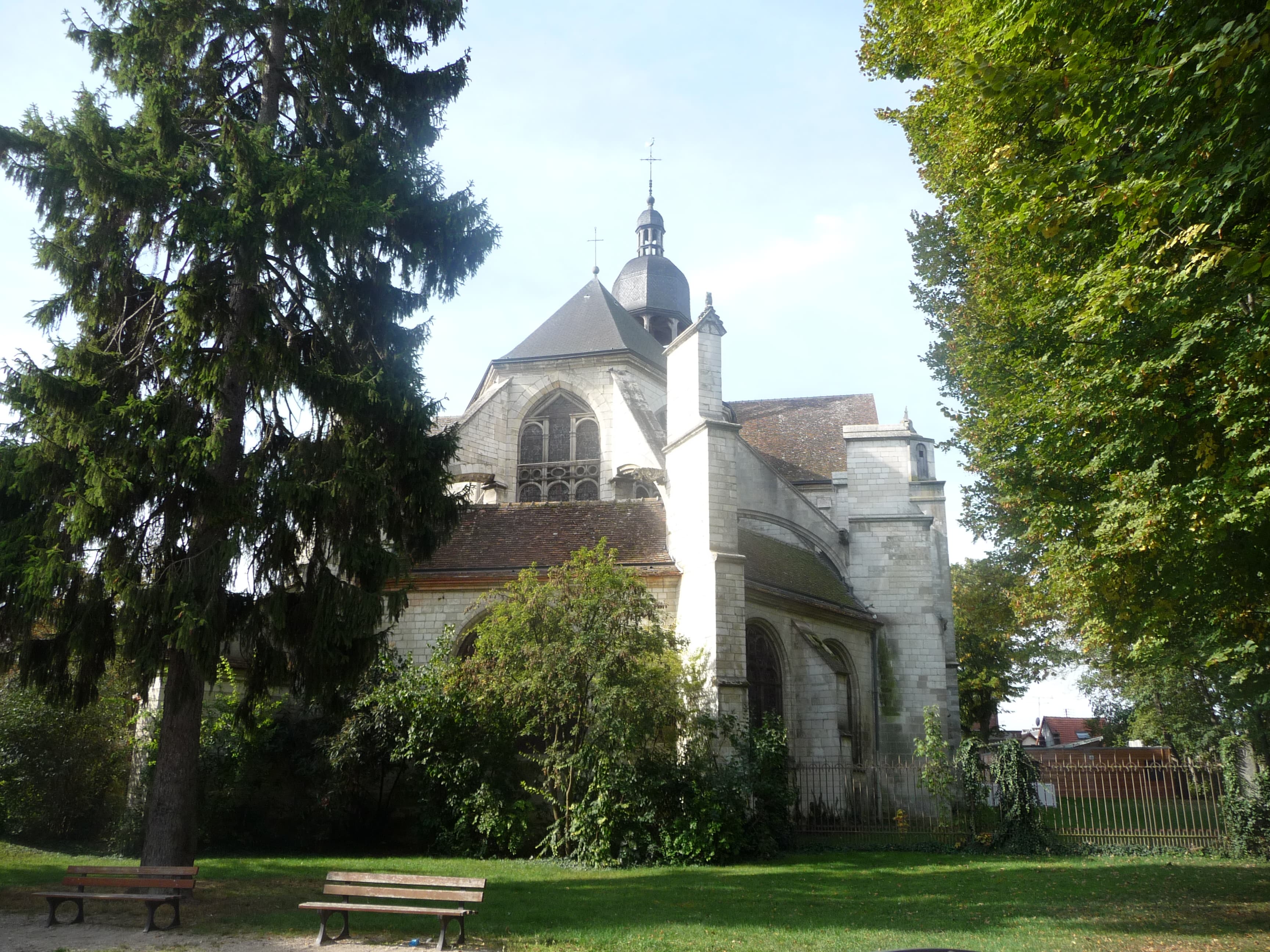 Église Saint-Martin-ès-Vignes de Troyes