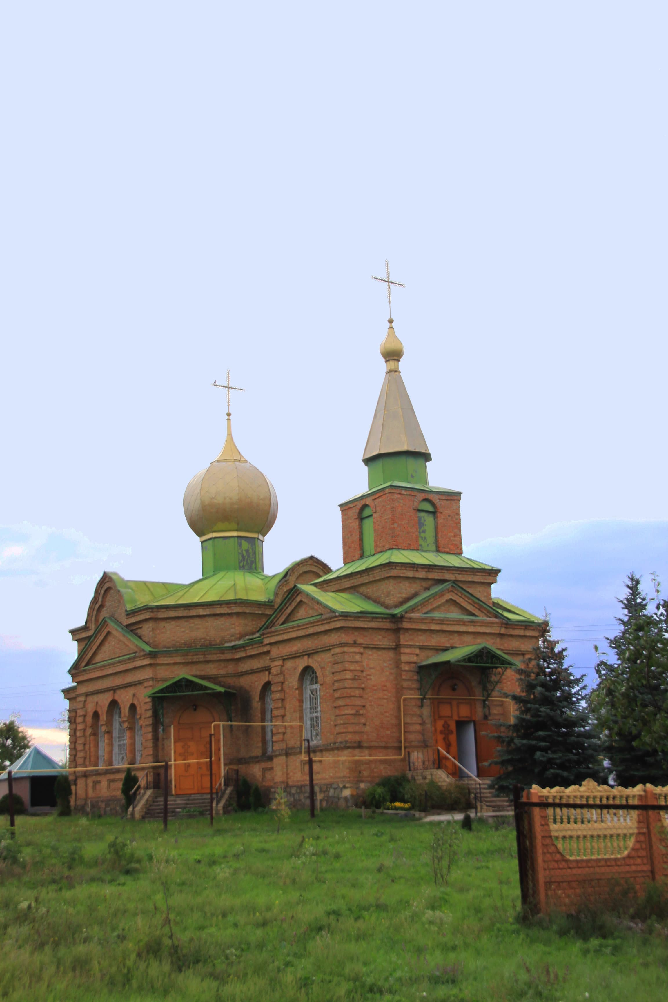 Exaltation of the Holy Cross church, Iskrivka