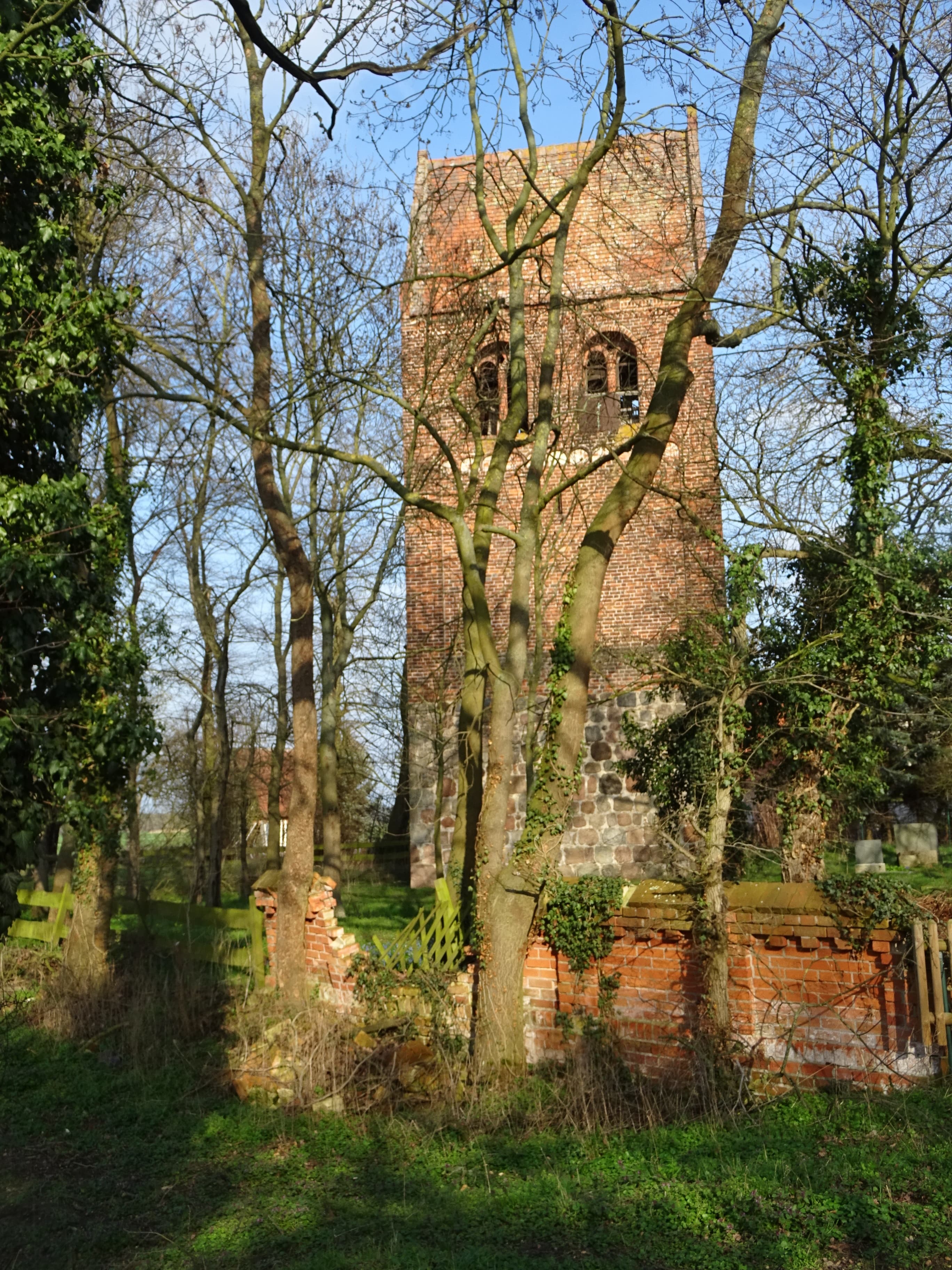 Dorfkirche Uchtenhagen