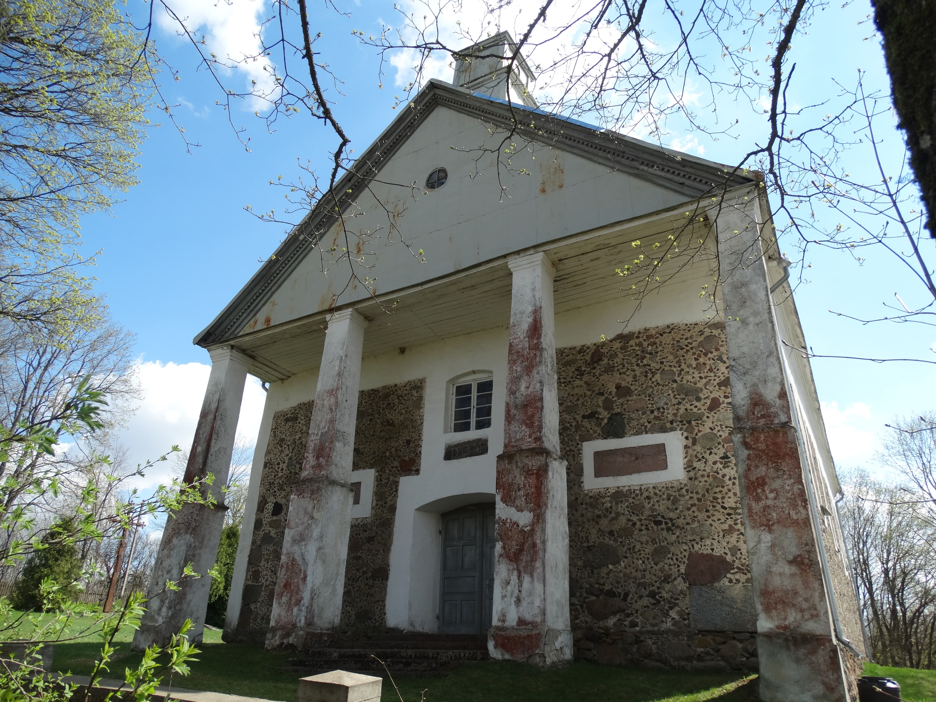 Church of the Assumption, Ugioniai