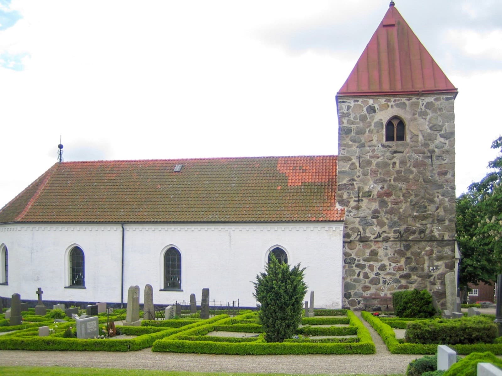 Västra Vemmenhög Church