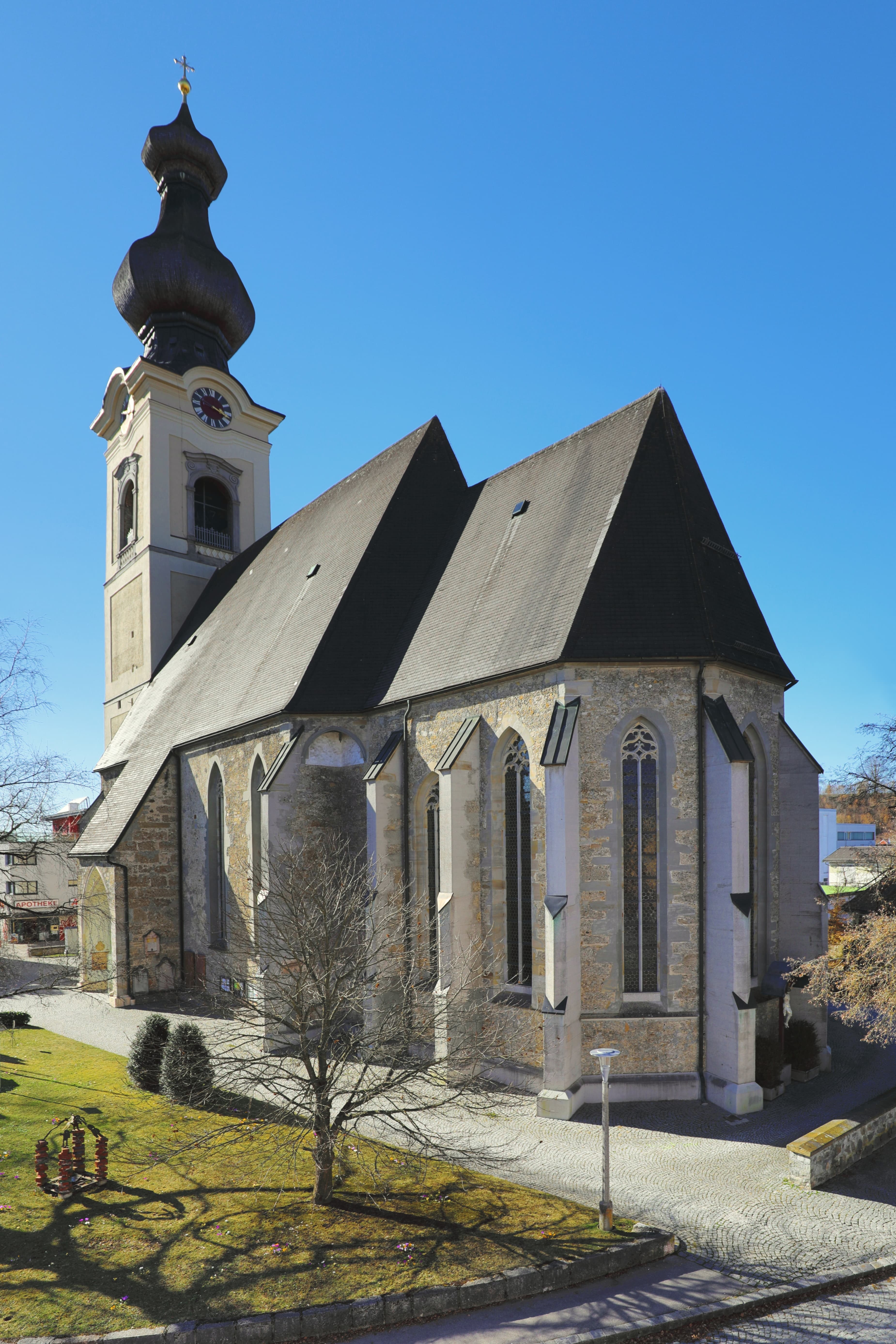 Kath. Pfarrkirche Mariä Himmelfahrt, Vöcklamarkt